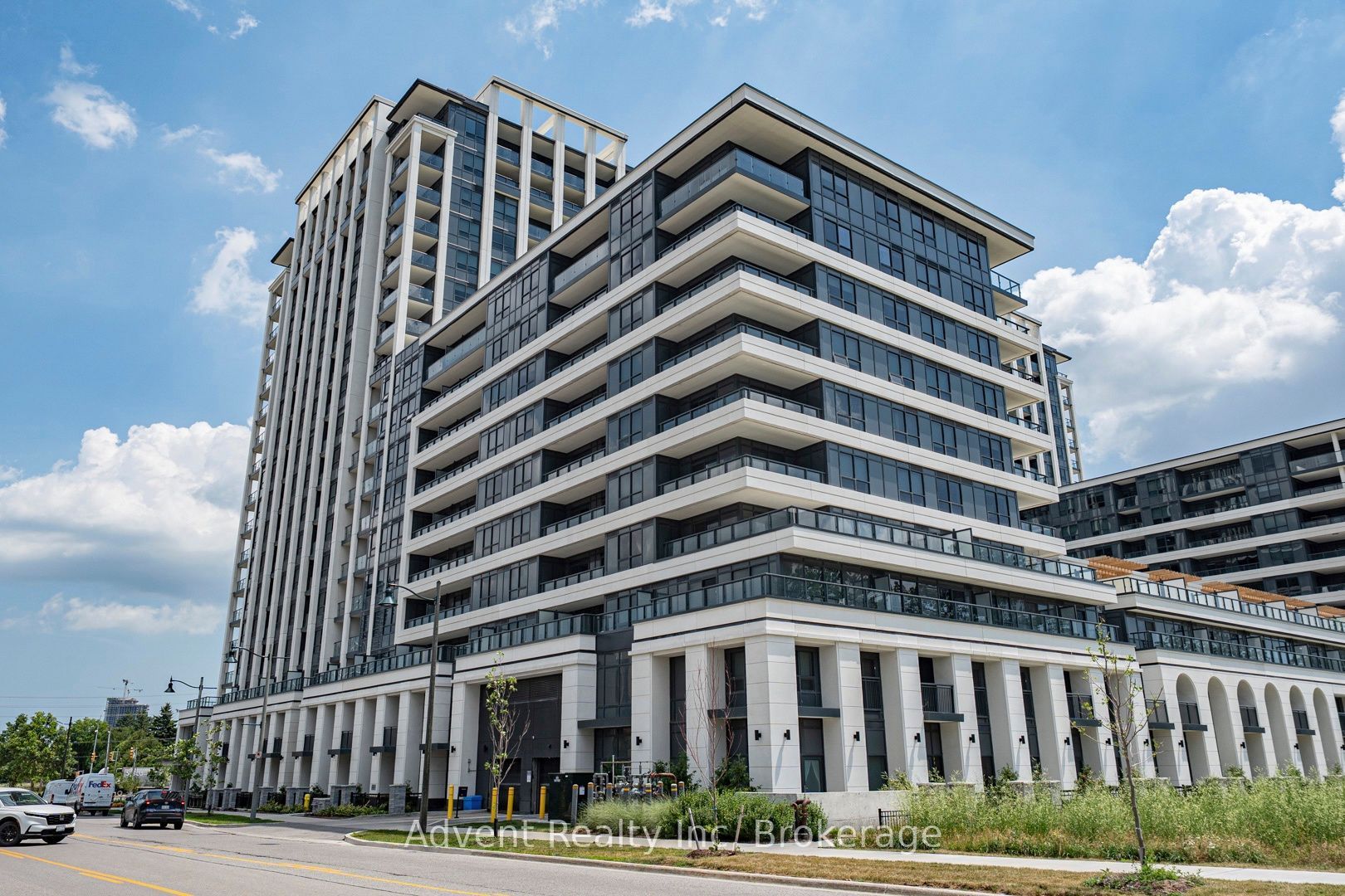 9 Clegg Road 1016, Markham, ON L6G 0H3 photo 2