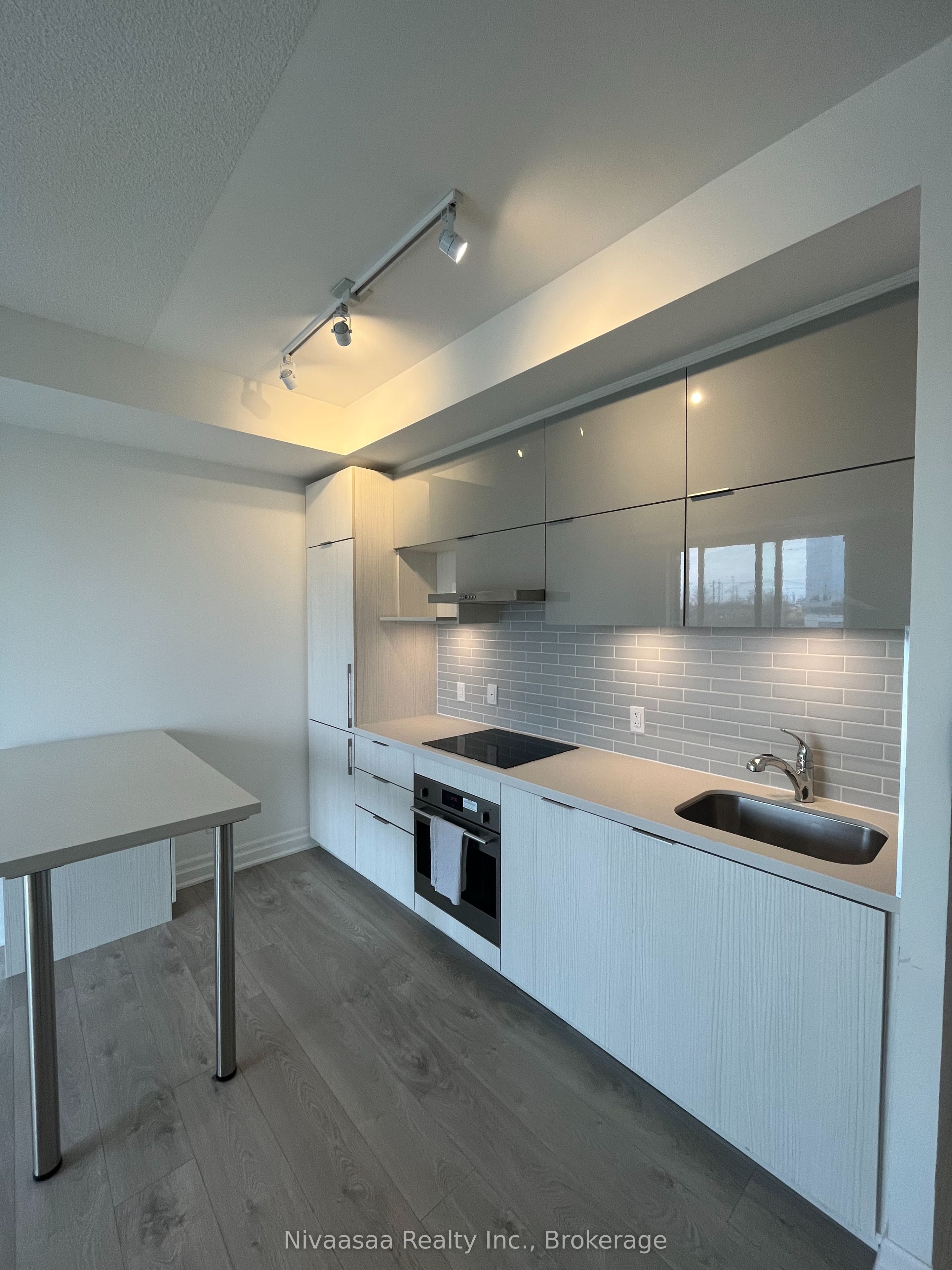 10 Rouge Valley Drive W 301, Markham, ON L6G 0G9 photo 5