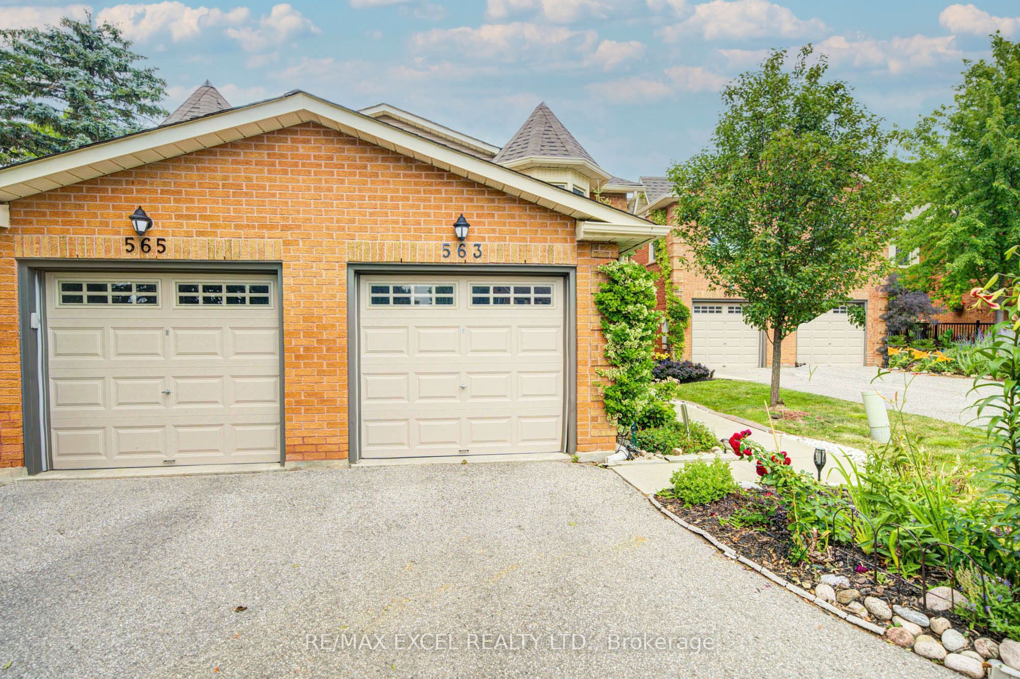 563 Tara Hill Circle, Aurora, ON L4G 6G9 photo 4