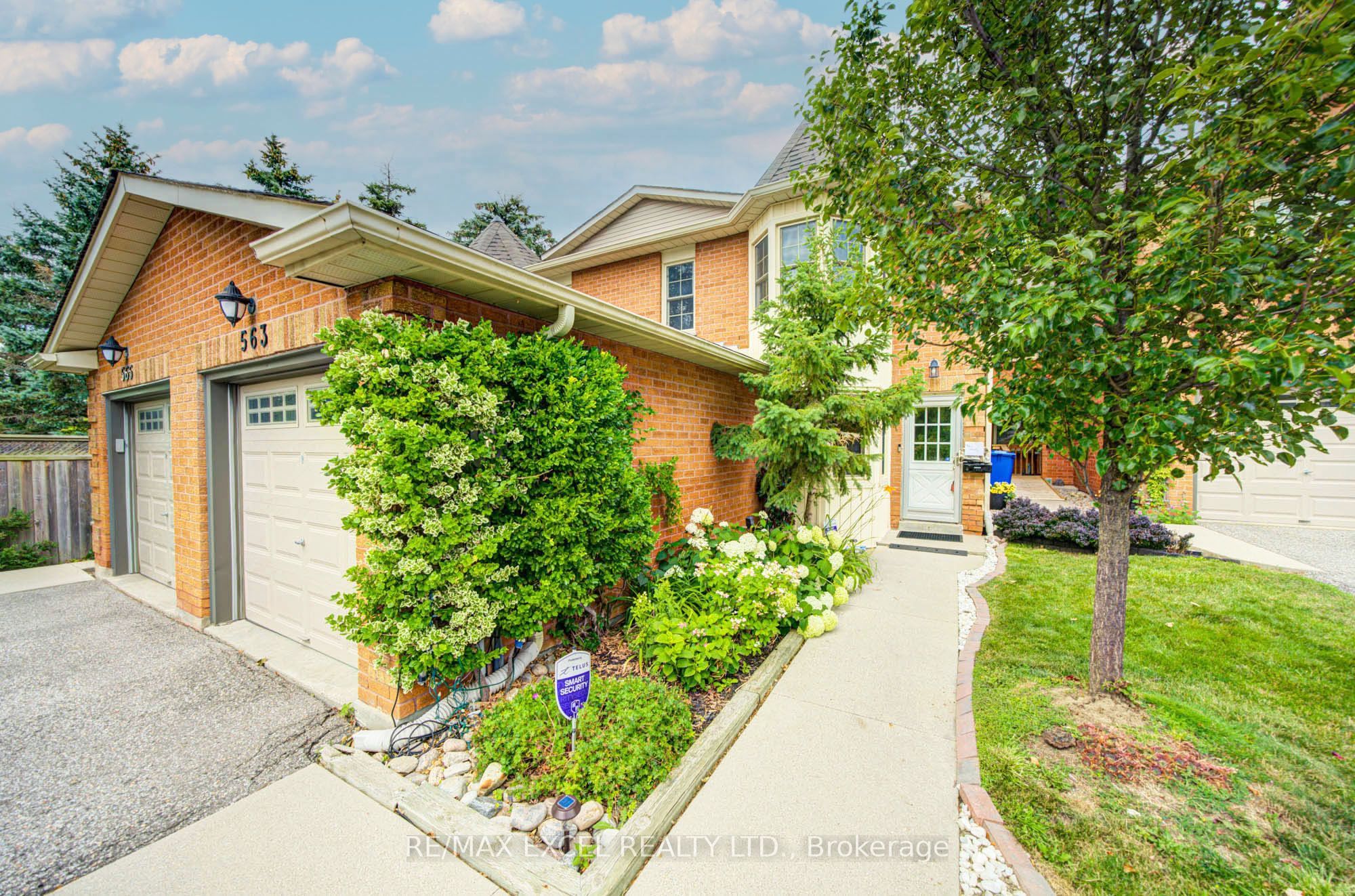 563 Tara Hill Circle, Aurora, ON L4G 6G9 photo 5