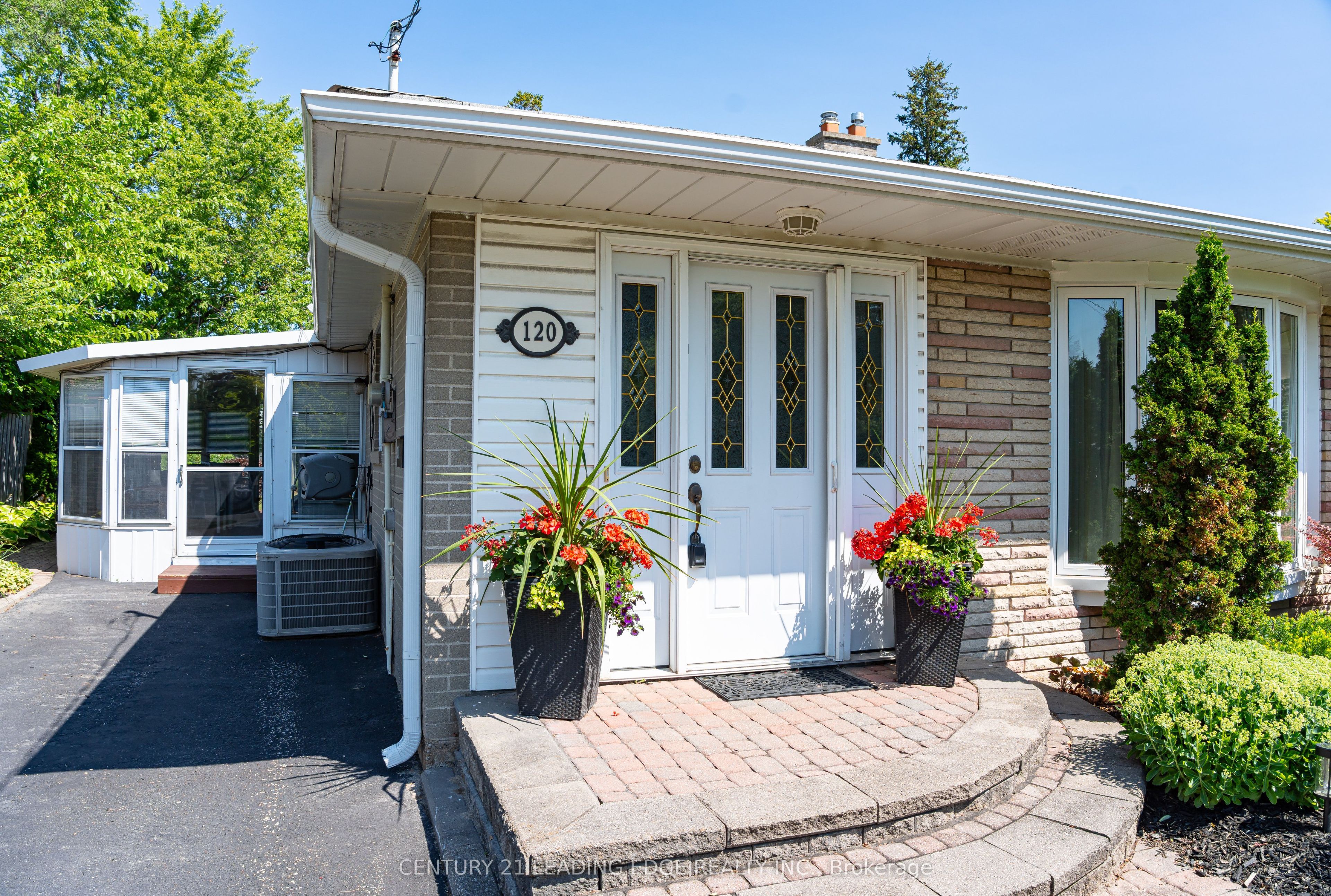 120 Sherwood Forest Drive, Markham, ON L3P 1R1 photo 3