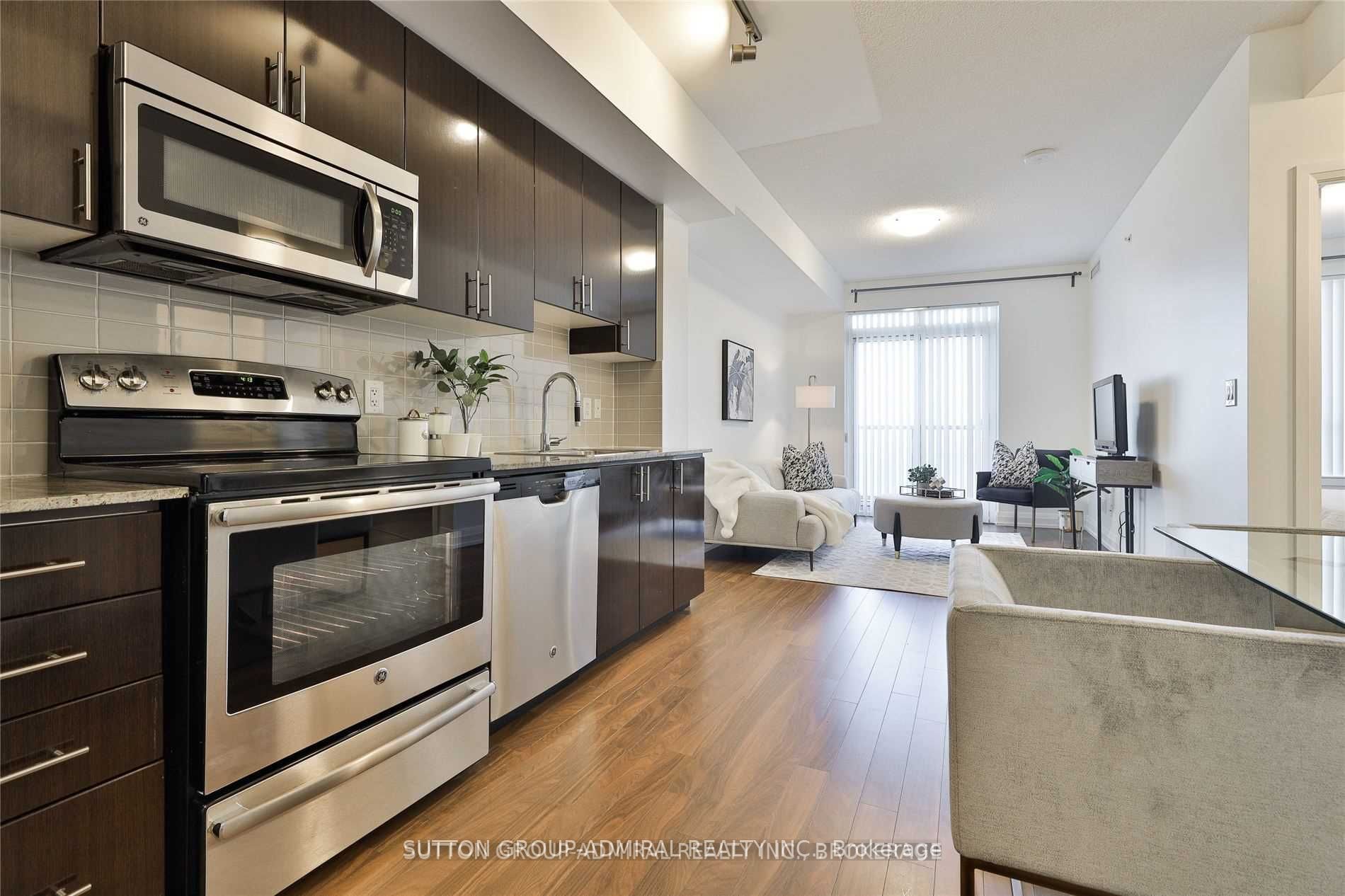 7171 Yonge Street 405, Markham, ON L3T 0C5 photo 3