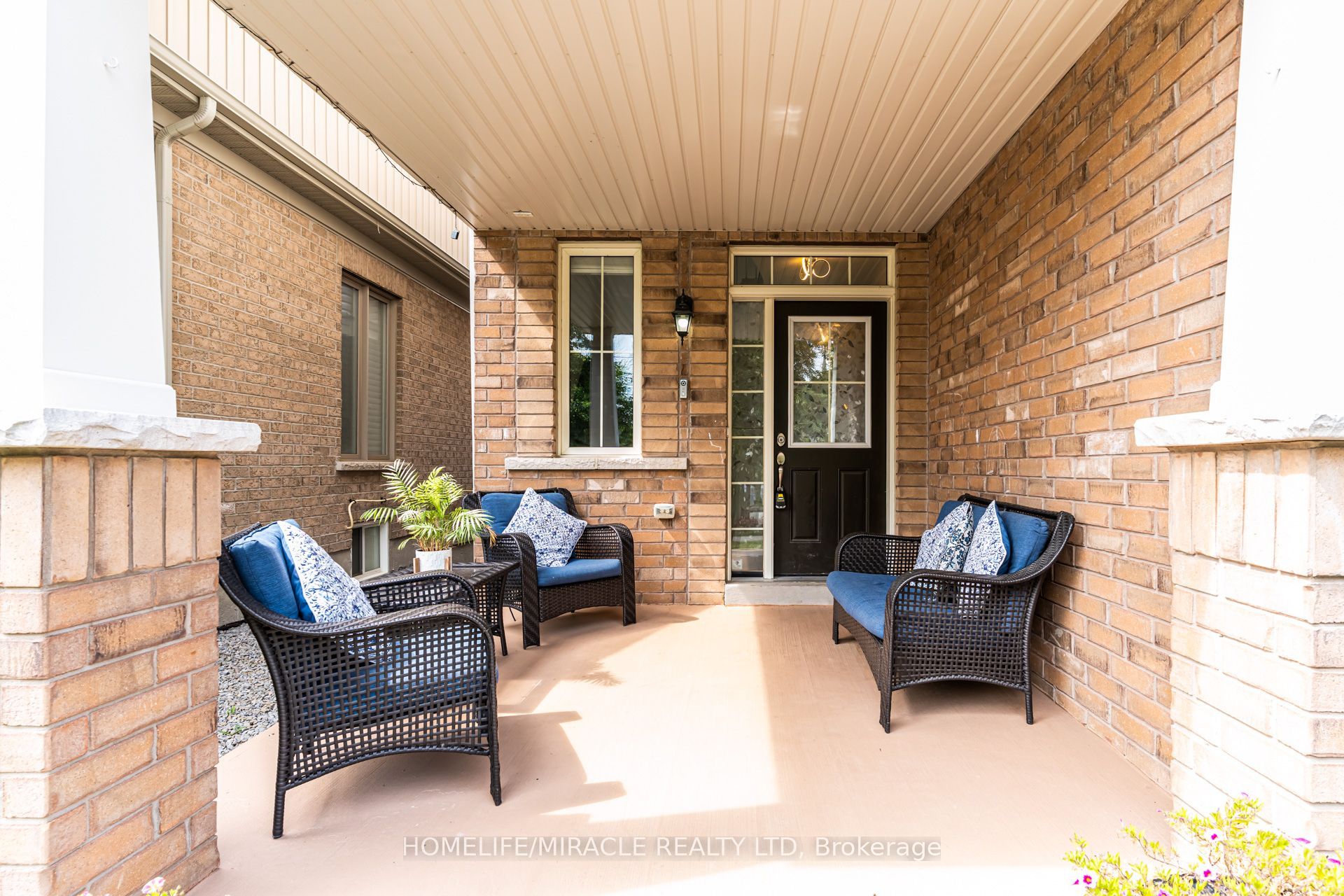 118 Cauthers Crescent, New Tecumseth, ON L9R 1H2 photo 2