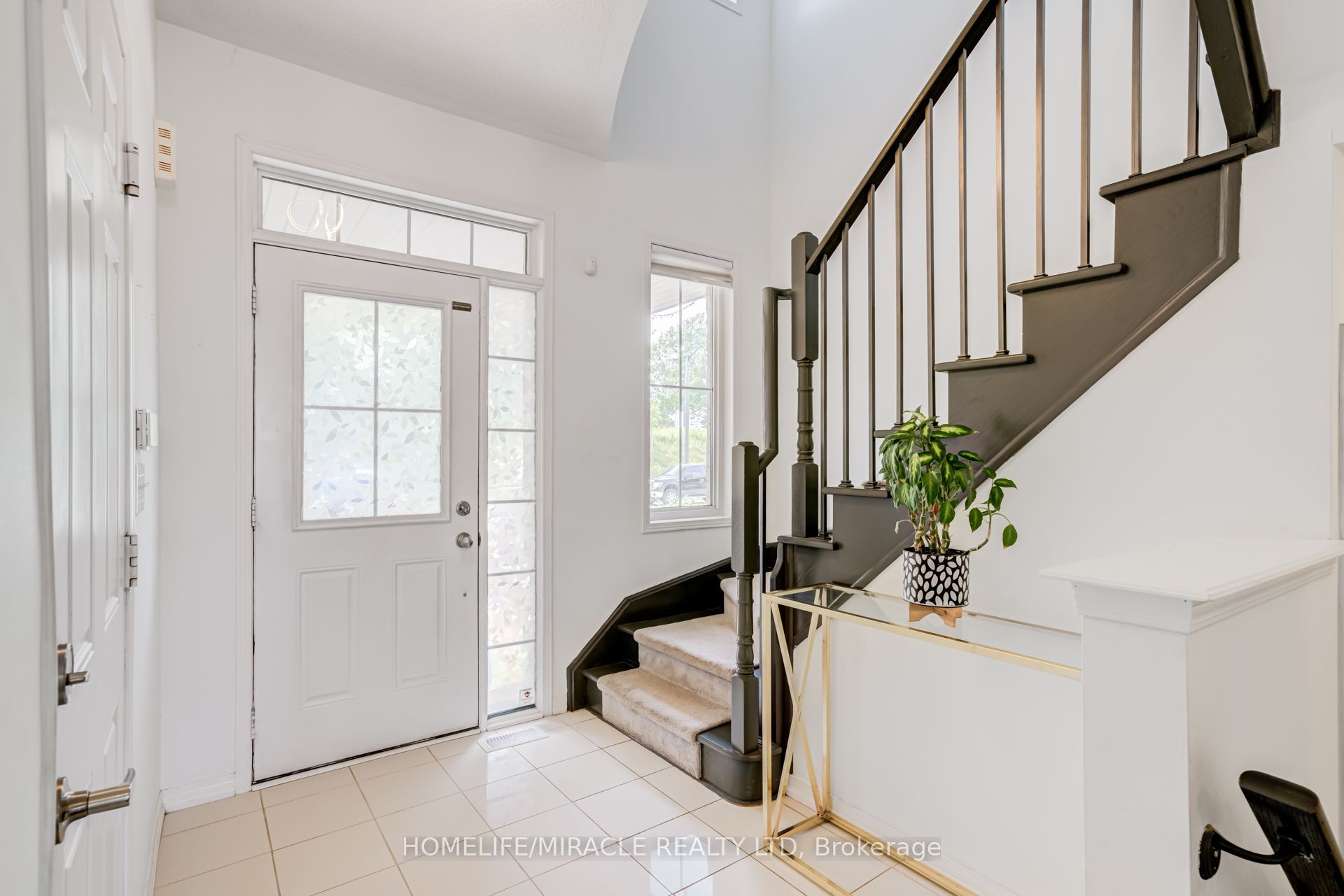 118 Cauthers Crescent, New Tecumseth, ON L9R 1H2 photo 5