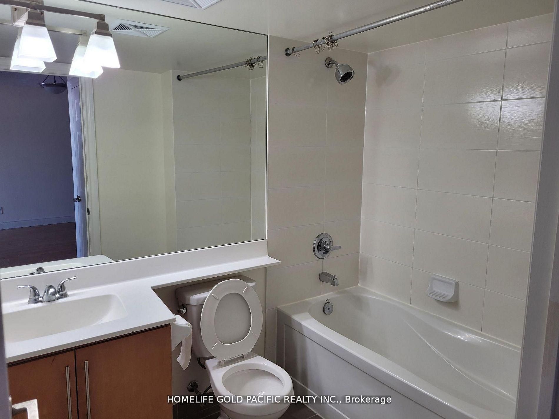 23 Cox Boulevard 1087, Markham, ON L3R 7Z9 photo 4