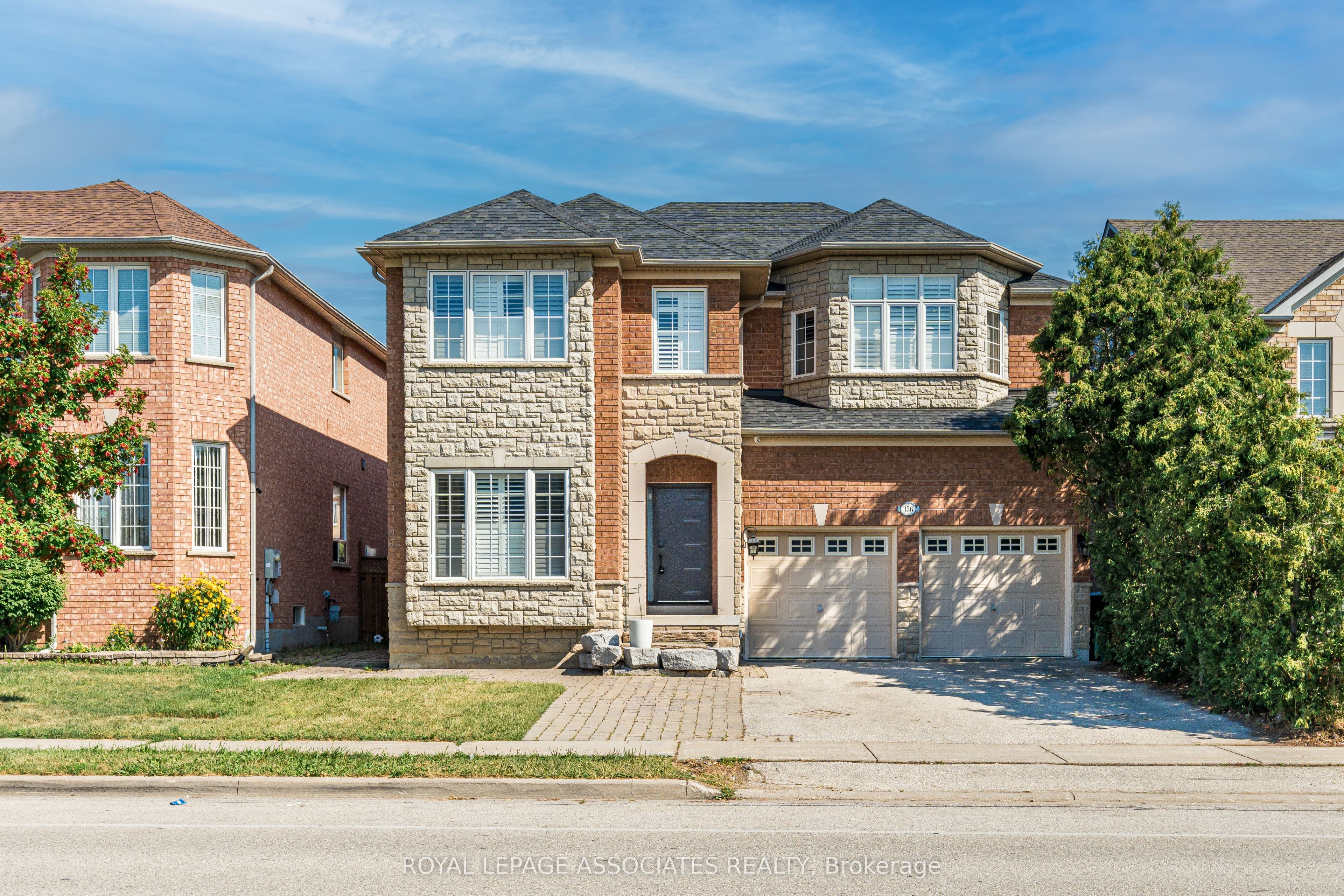 156 Maria Antonia Road, Vaughan, ON L4H 2S8 photo 2