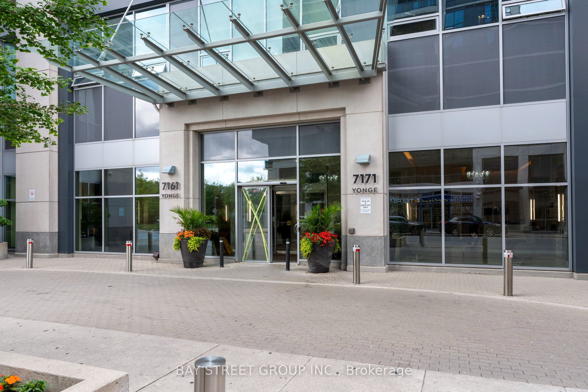 7171 Yonge Street 1905, Markham, ON L3T 0C5 photo 3