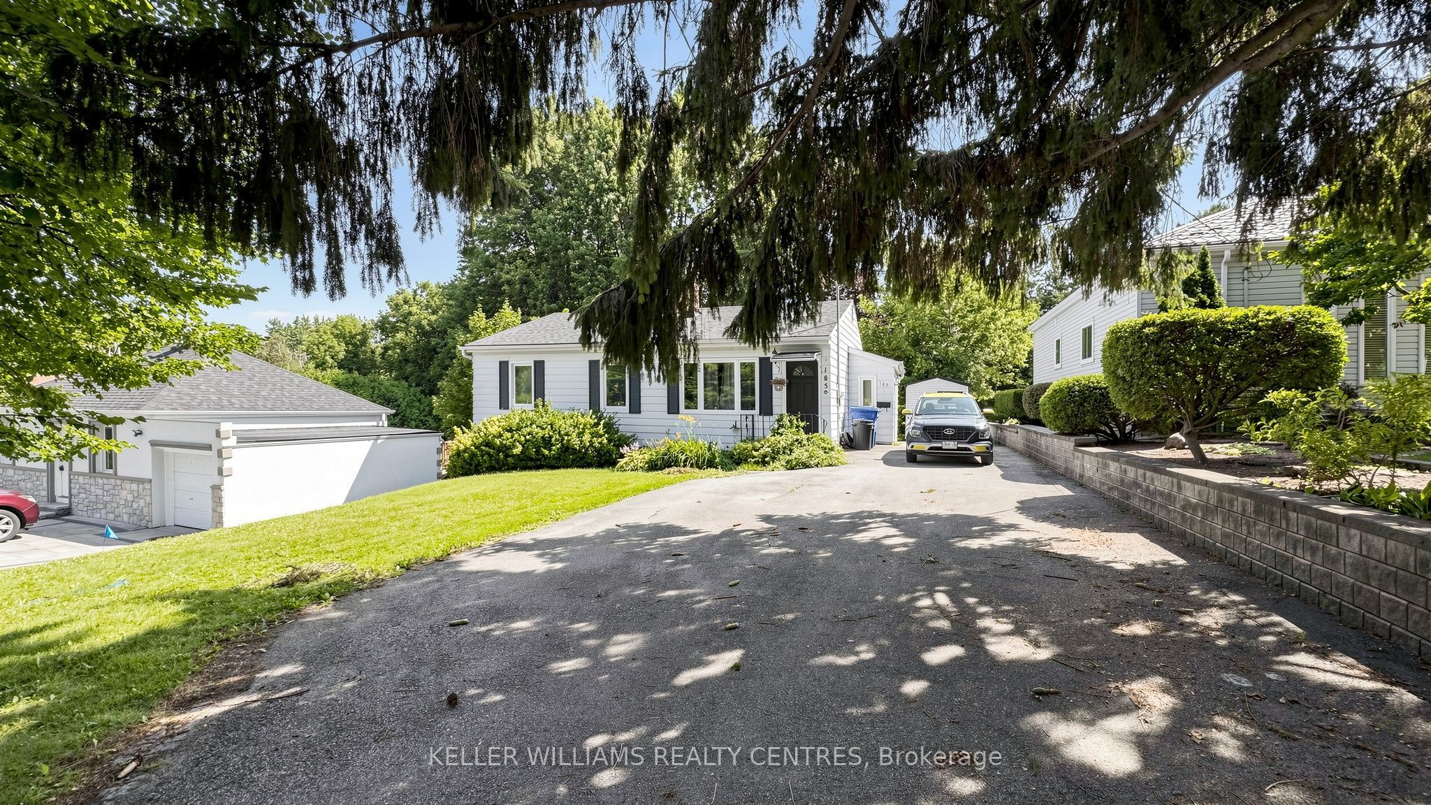 185 Newton Street Lower, Newmarket, ON L3Y 3K6 photo 2