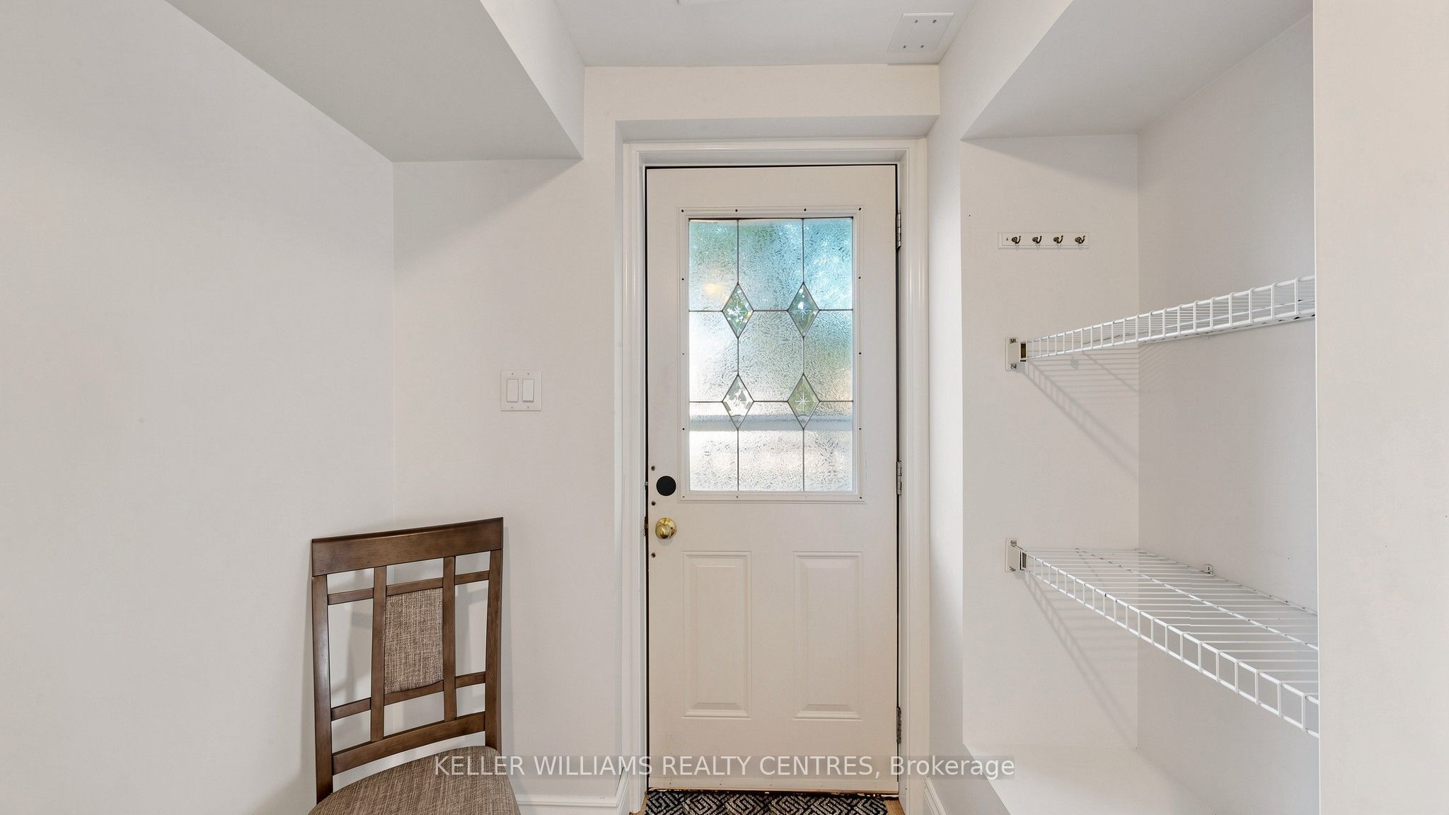185 Newton Street Lower, Newmarket, ON L3Y 3K6 photo 5
