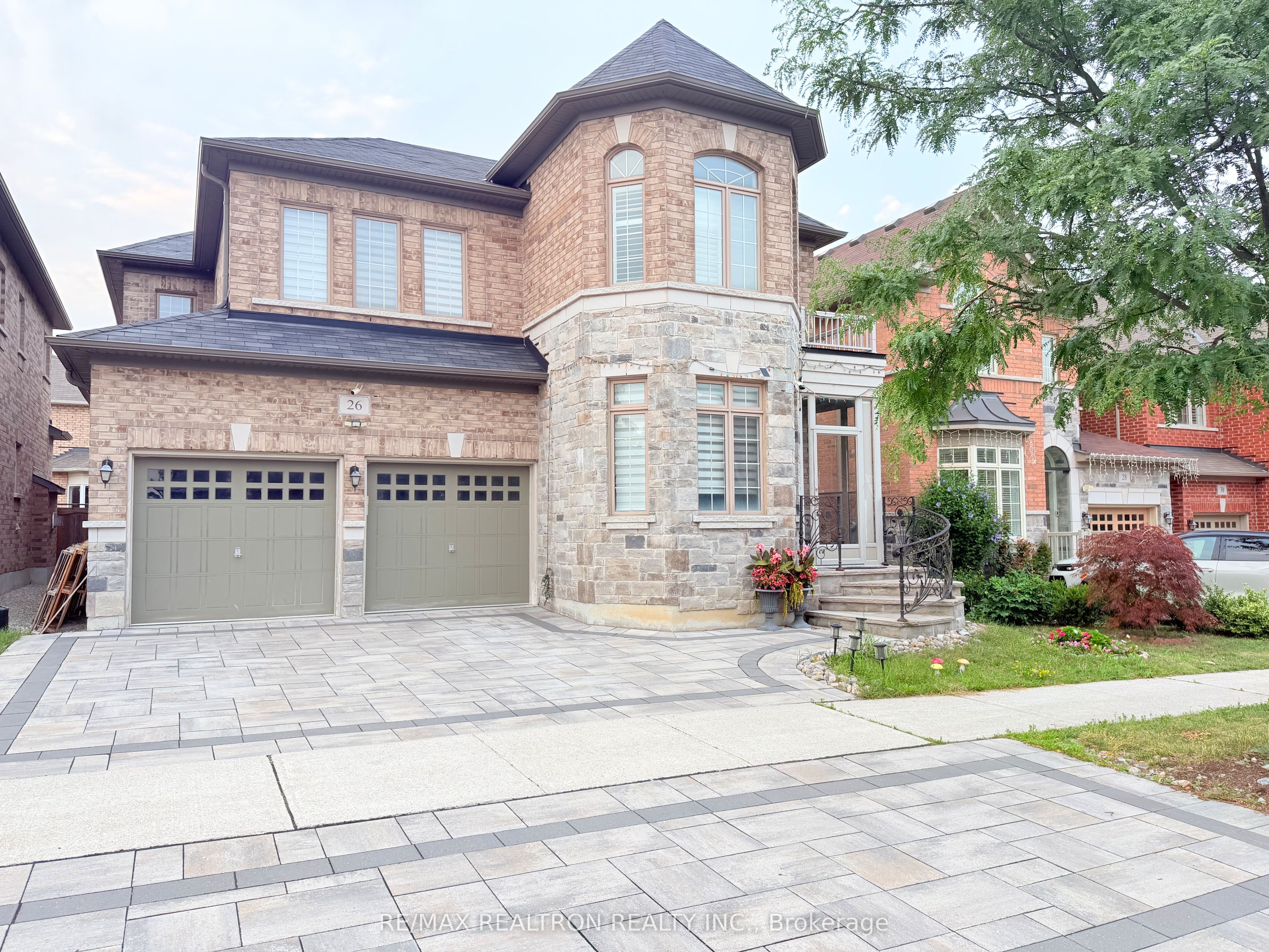 26 Hua Du Avenue, Markham, ON L6C 0T2 photo 2