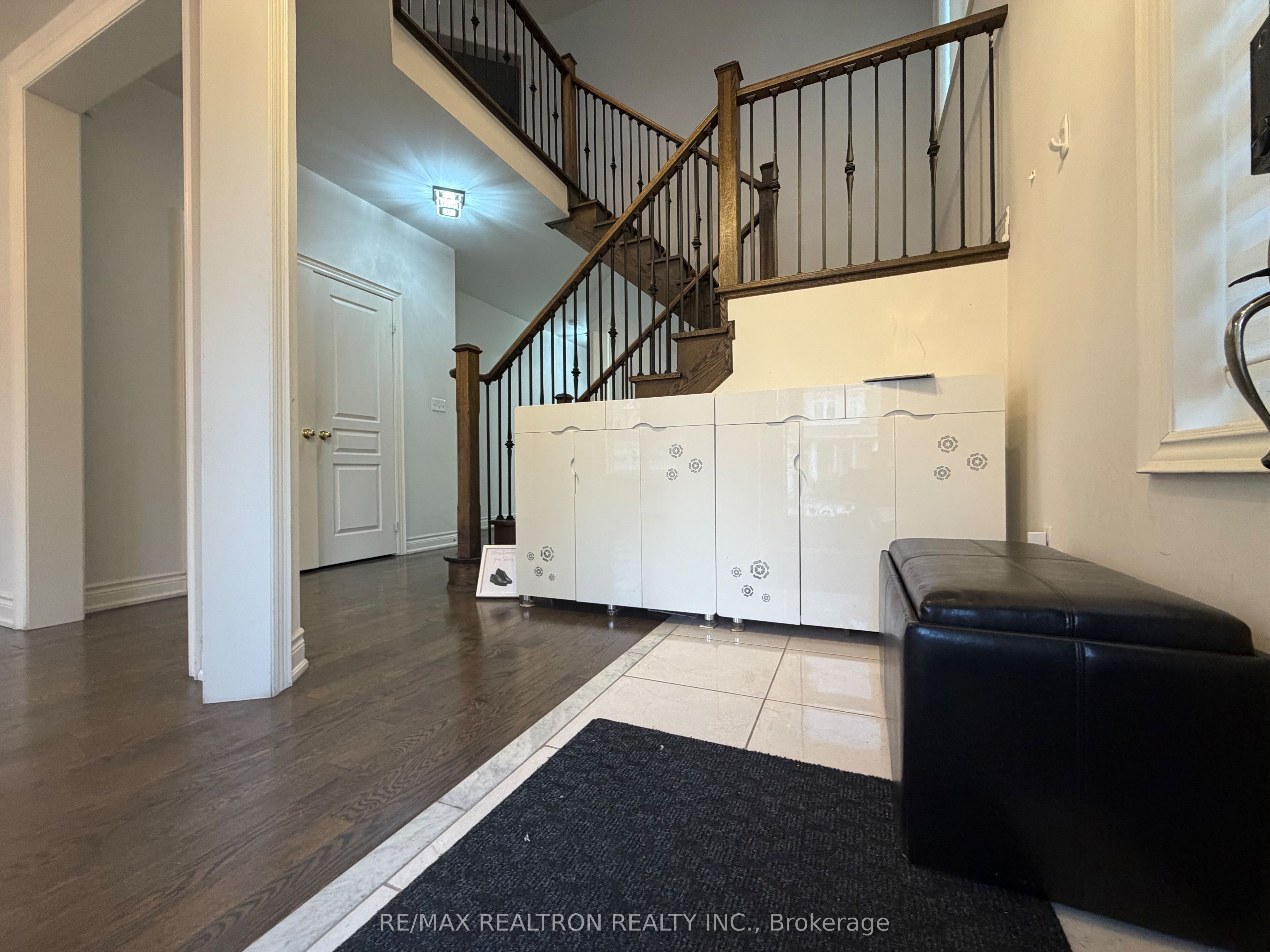 26 Hua Du Avenue, Markham, ON L6C 0T2 photo 4