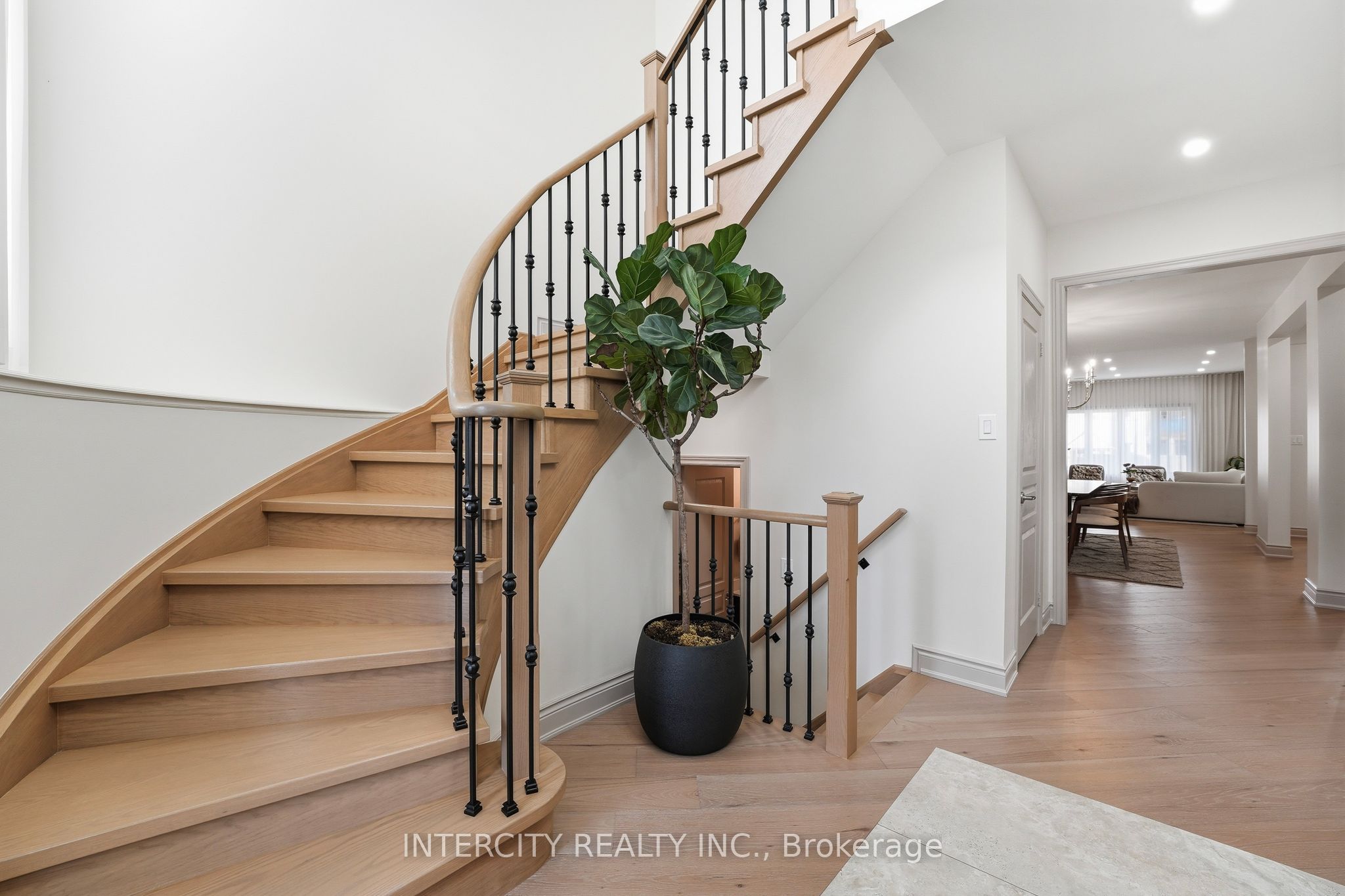 568 Grand Trunk Avenue, Vaughan, ON L6A 0R4 photo 5