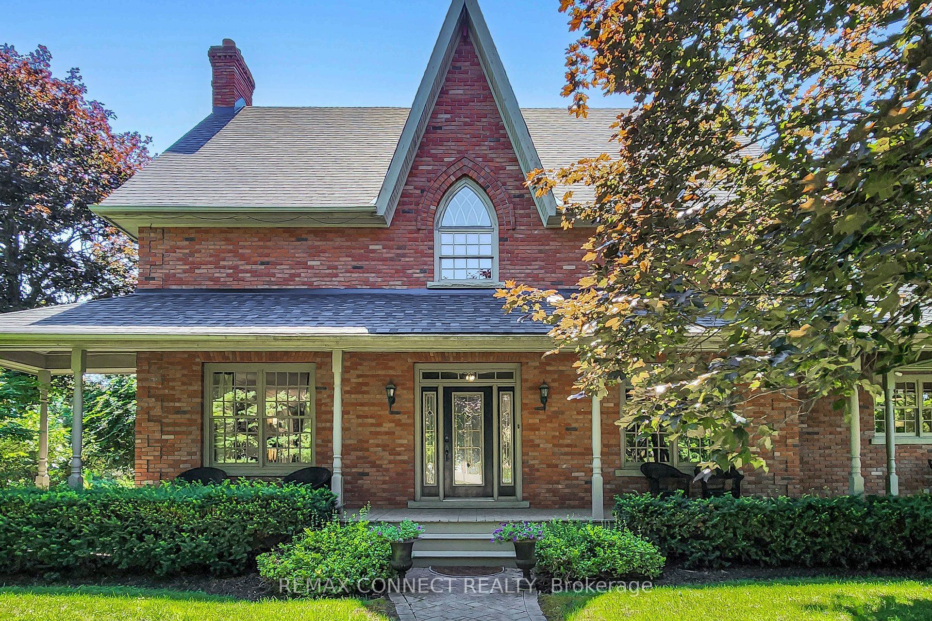 255 Loretta Crescent, Whitchurch-Stouffville, ON L4A 1H4 photo 2
