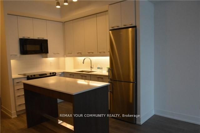 9471 Yonge Street 629, Richmond Hill, ON L4C 1V4 photo 5