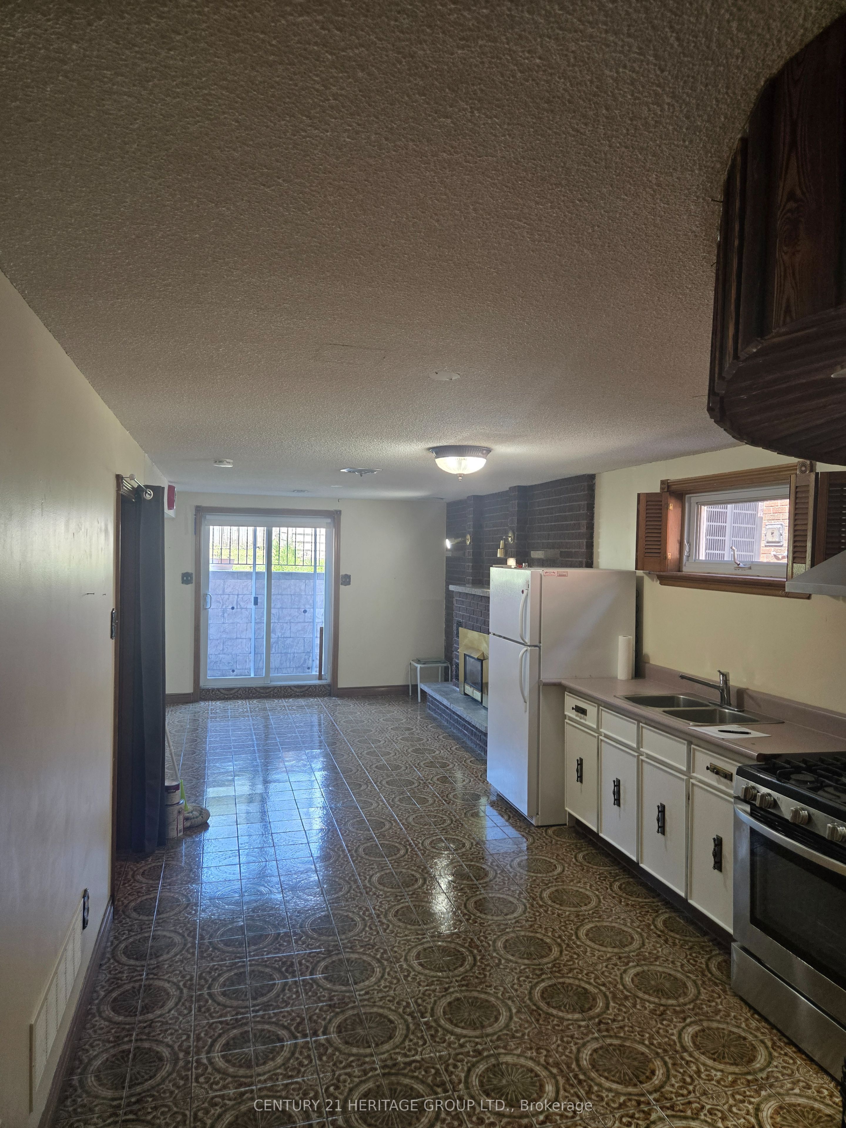 60 Albany Drive, Vaughan, ON L4L 2X7 photo 4