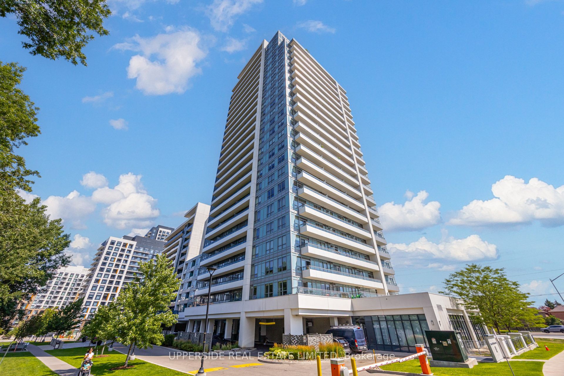 7890 Bathurst Street 806, Vaughan, ON L4J 0J8