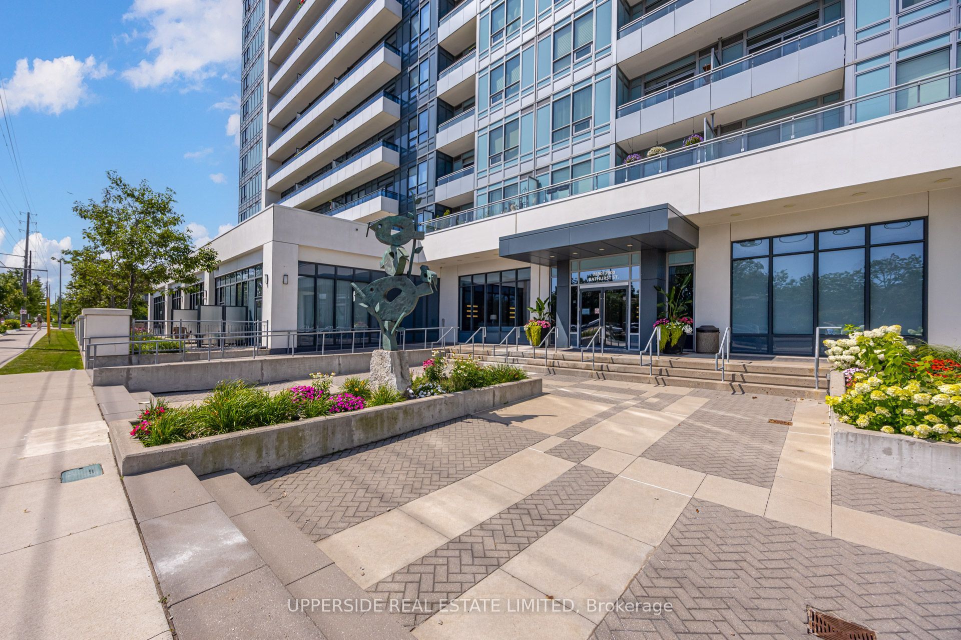 7890 Bathurst Street 806, Vaughan, ON L4J 0J8 photo 3