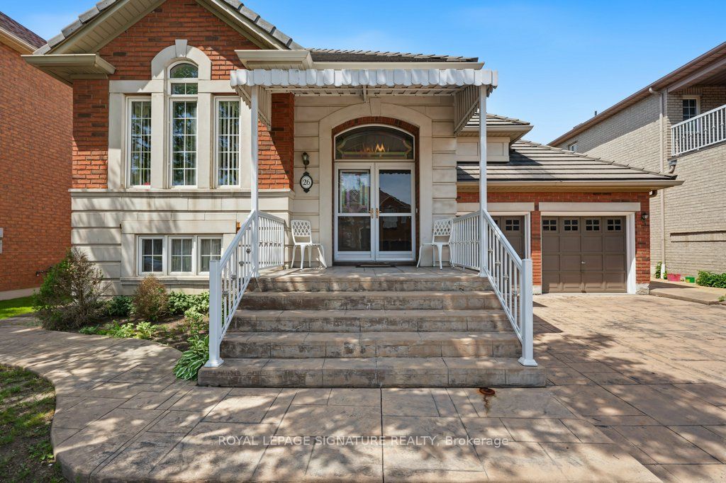 26 Saint Clare Boulevard, Vaughan, ON L4H 2A2 photo 5