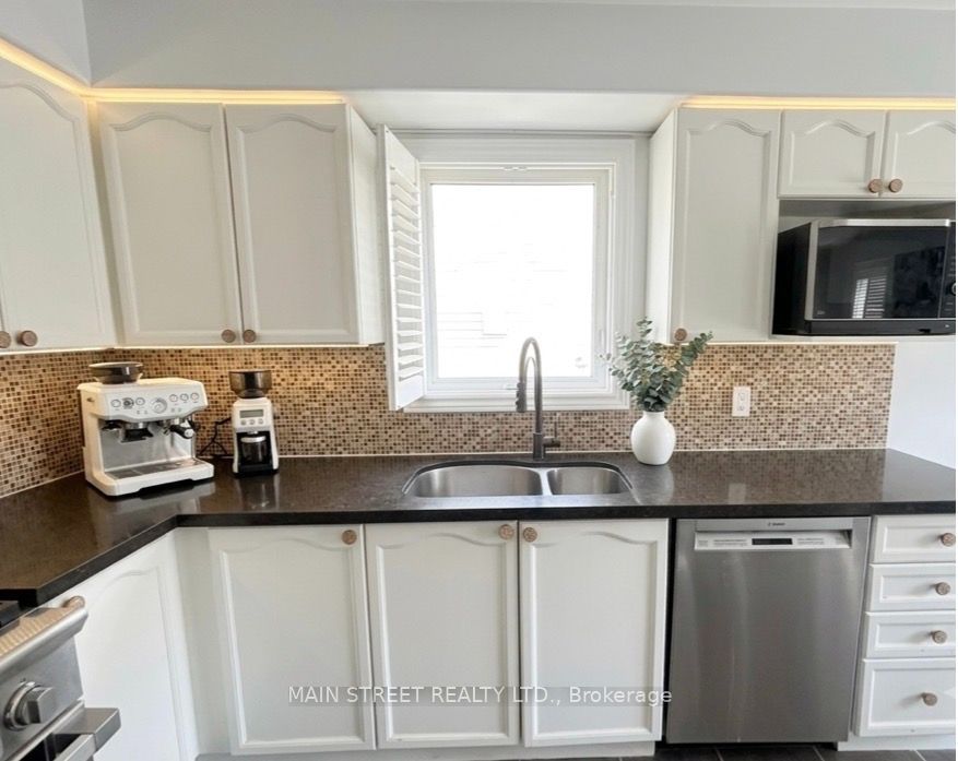 77 Reddenhurst Crescent, Georgina, ON L4P 4G1 photo 5