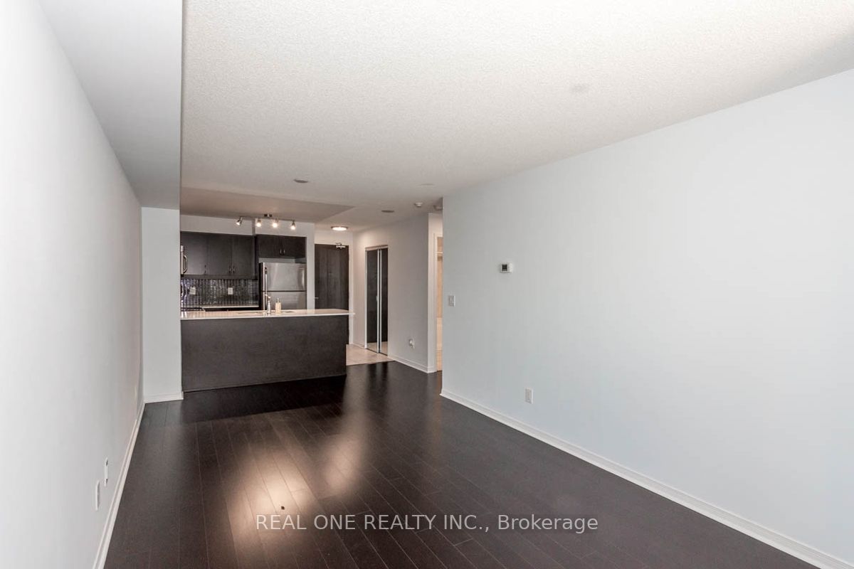 75 King William Crescent 605, Richmond Hill, ON L4B 0B1 photo 2