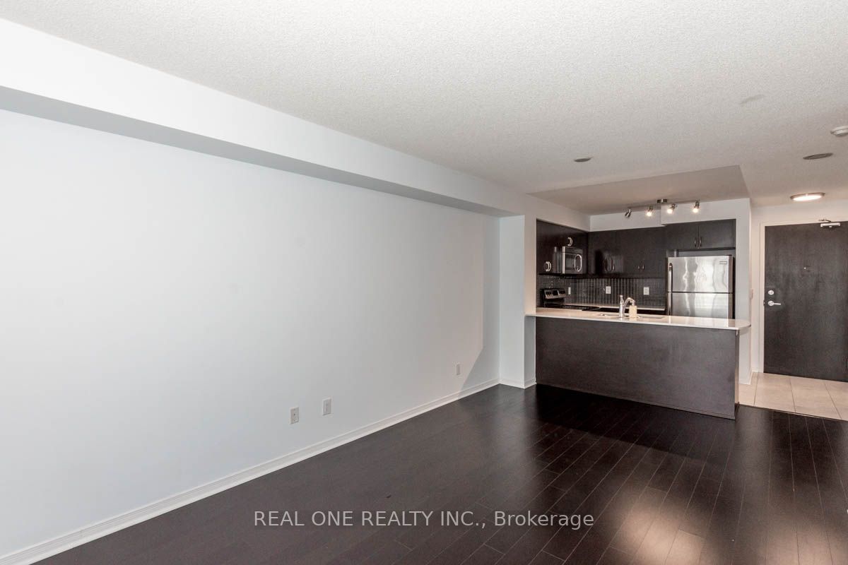 75 King William Crescent 605, Richmond Hill, ON L4B 0B1 photo 3