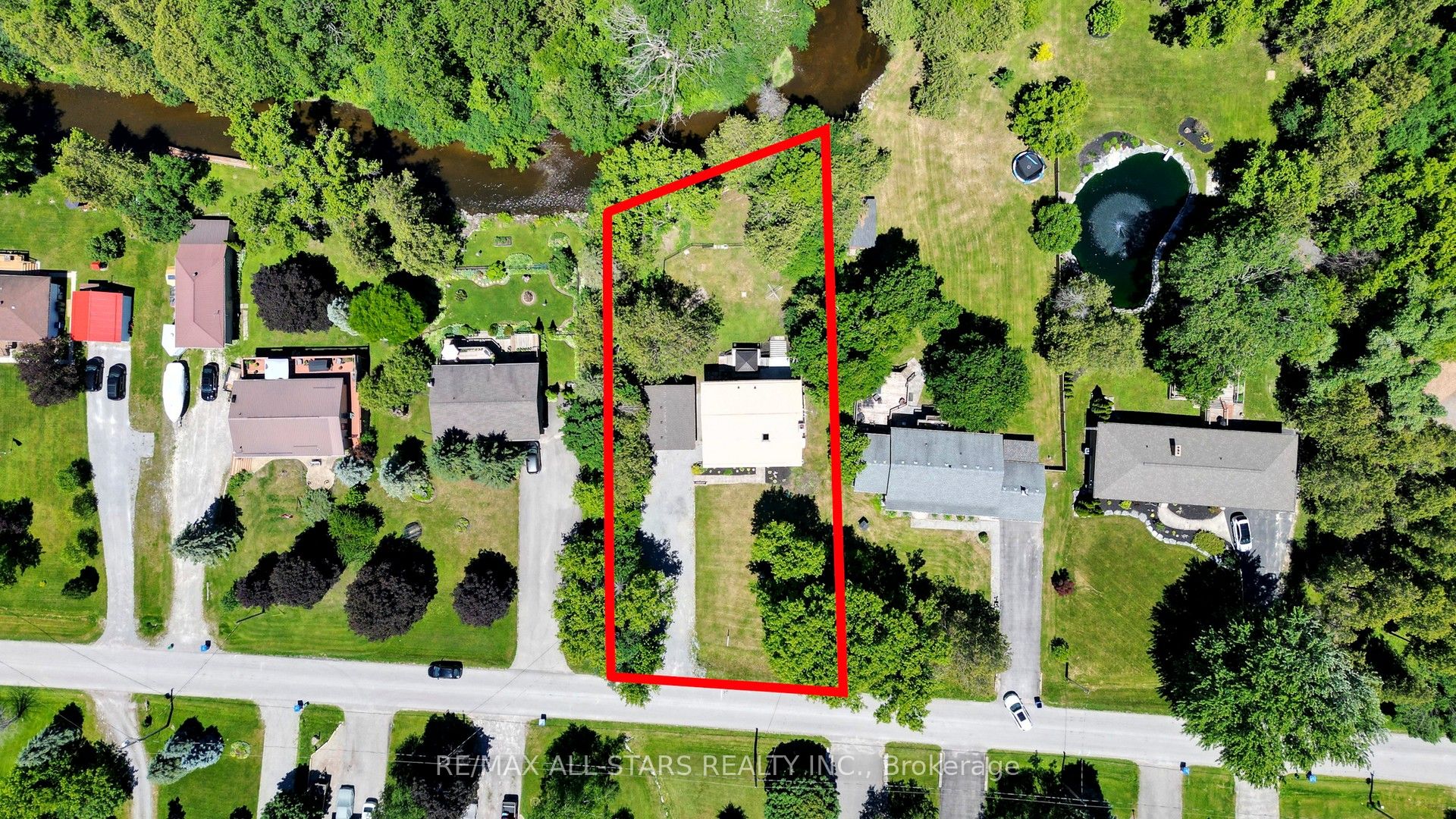 32 York Street, Georgina, ON L0C 1L0 photo 3