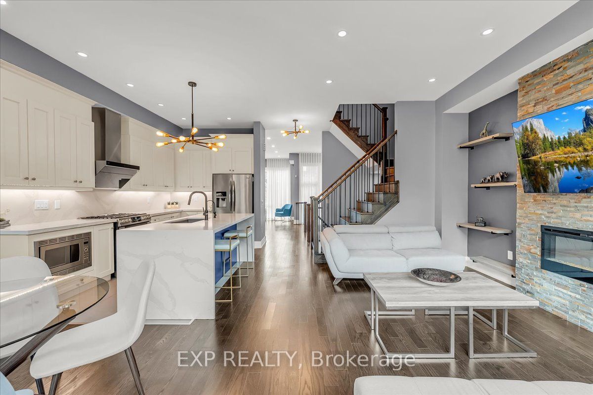 28 Crestridge Drive, Vaughan, ON L4J 0K1 photo 4