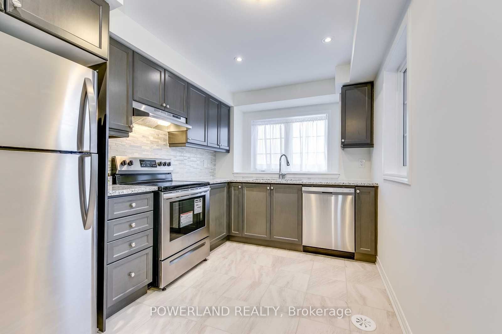 77 Mcalister Avenue, Richmond Hill, ON L4S 0L2