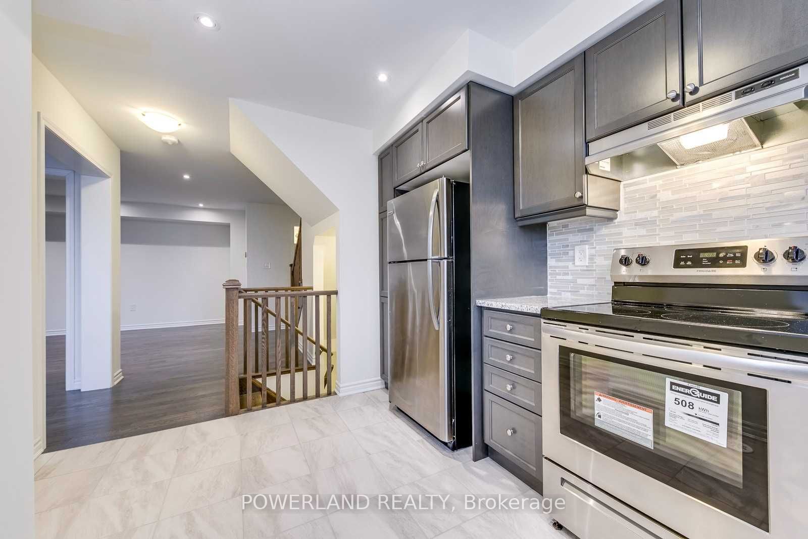 77 Mcalister Avenue, Richmond Hill, ON L4S 0L2 photo 2