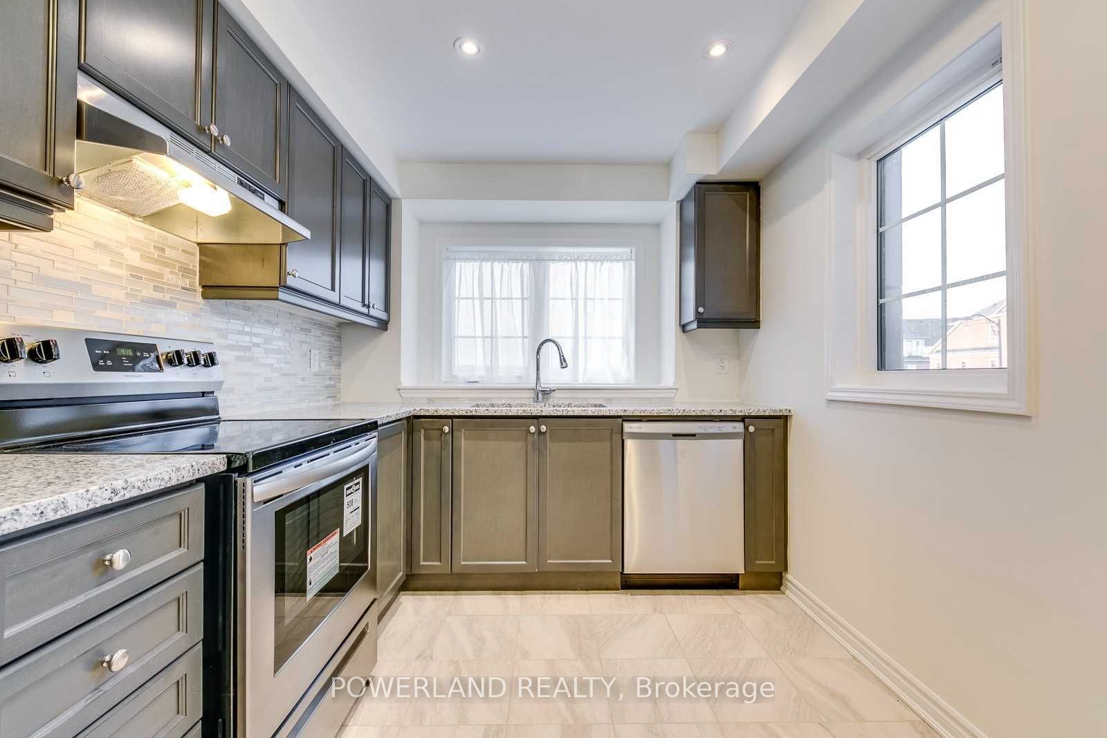 77 Mcalister Avenue, Richmond Hill, ON L4S 0L2 photo 5