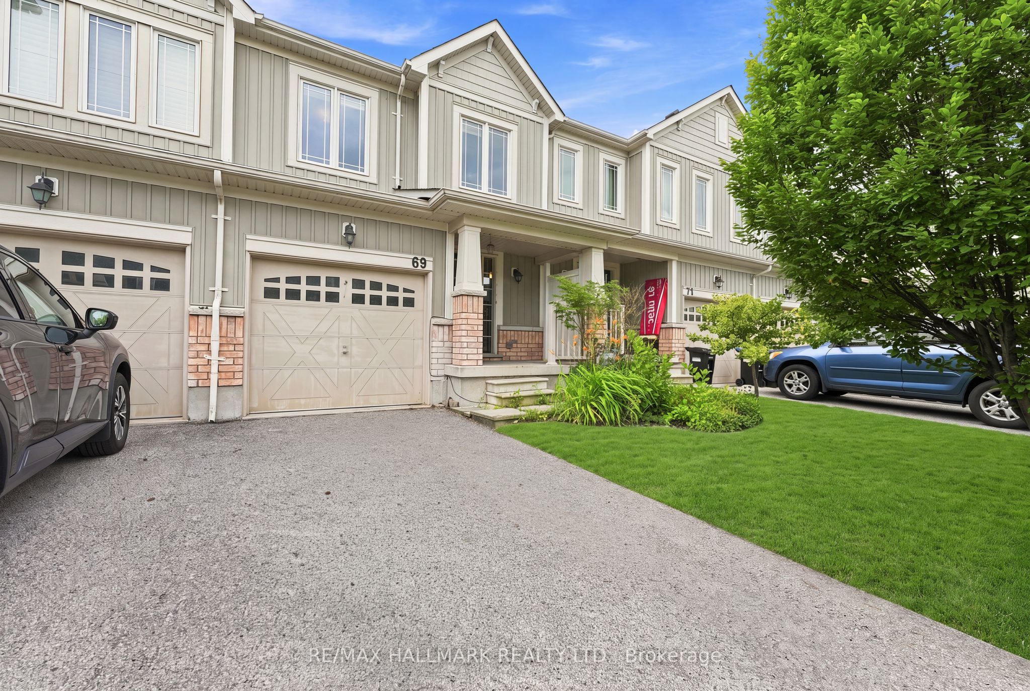 69 Orr Drive, Bradford West Gwillimbury, ON L3Z 0B9 photo 2