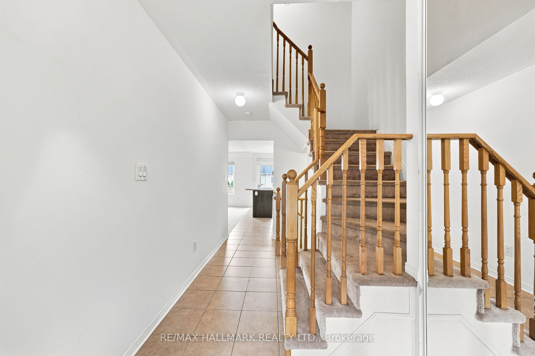 69 Orr Drive, Bradford West Gwillimbury, ON L3Z 0B9 photo 4