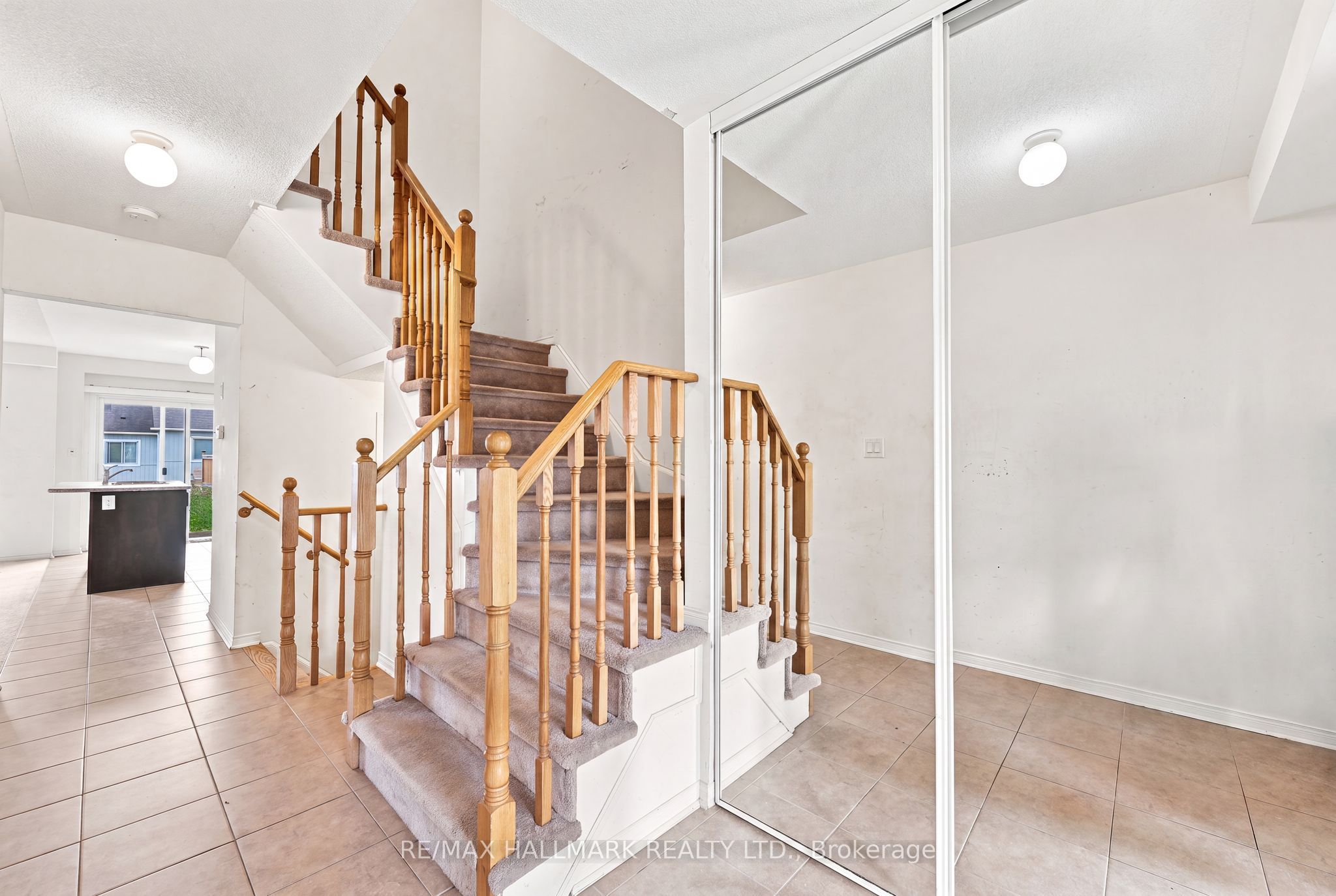 69 Orr Drive, Bradford West Gwillimbury, ON L3Z 0B9 photo 5
