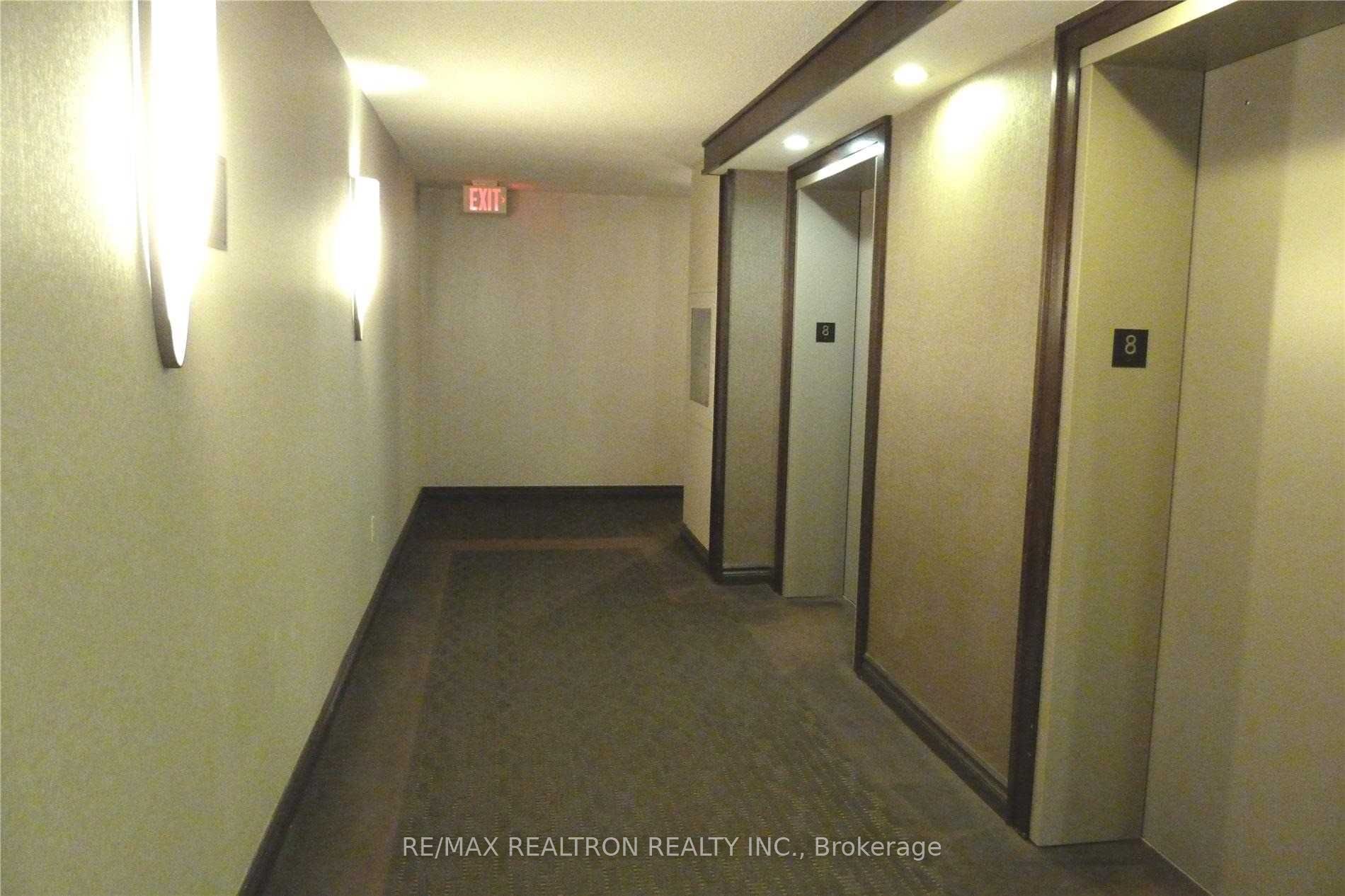 7601 Bathurst Street 804, Vaughan, ON L4J 4H5 photo 3