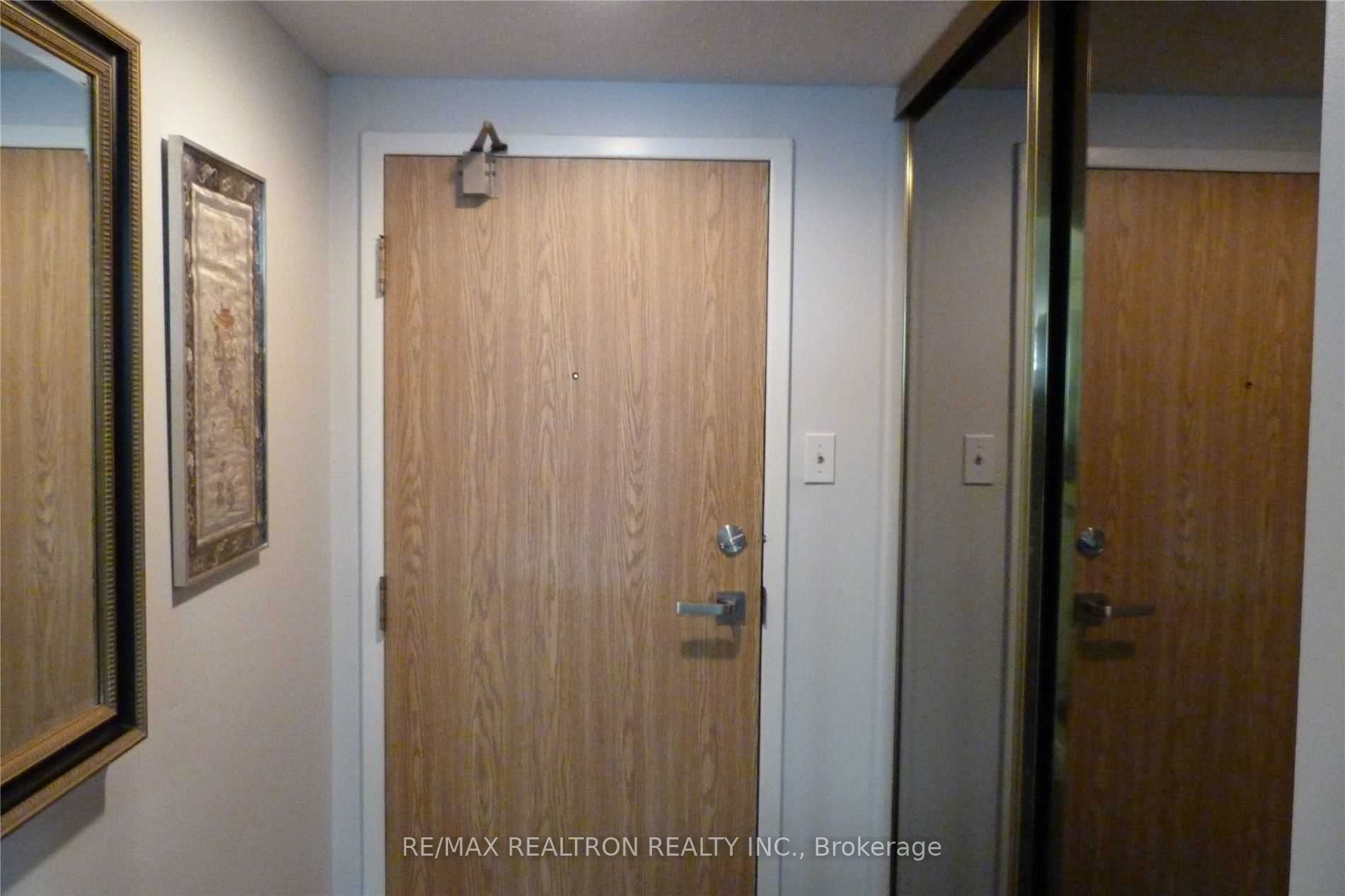 7601 Bathurst Street 804, Vaughan, ON L4J 4H5 photo 5