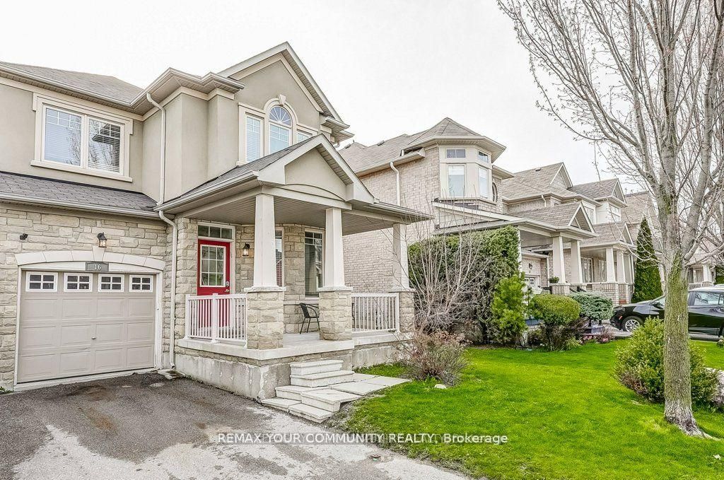 16 Windrow Street, Richmond Hill, ON L4E 0B6 photo 2