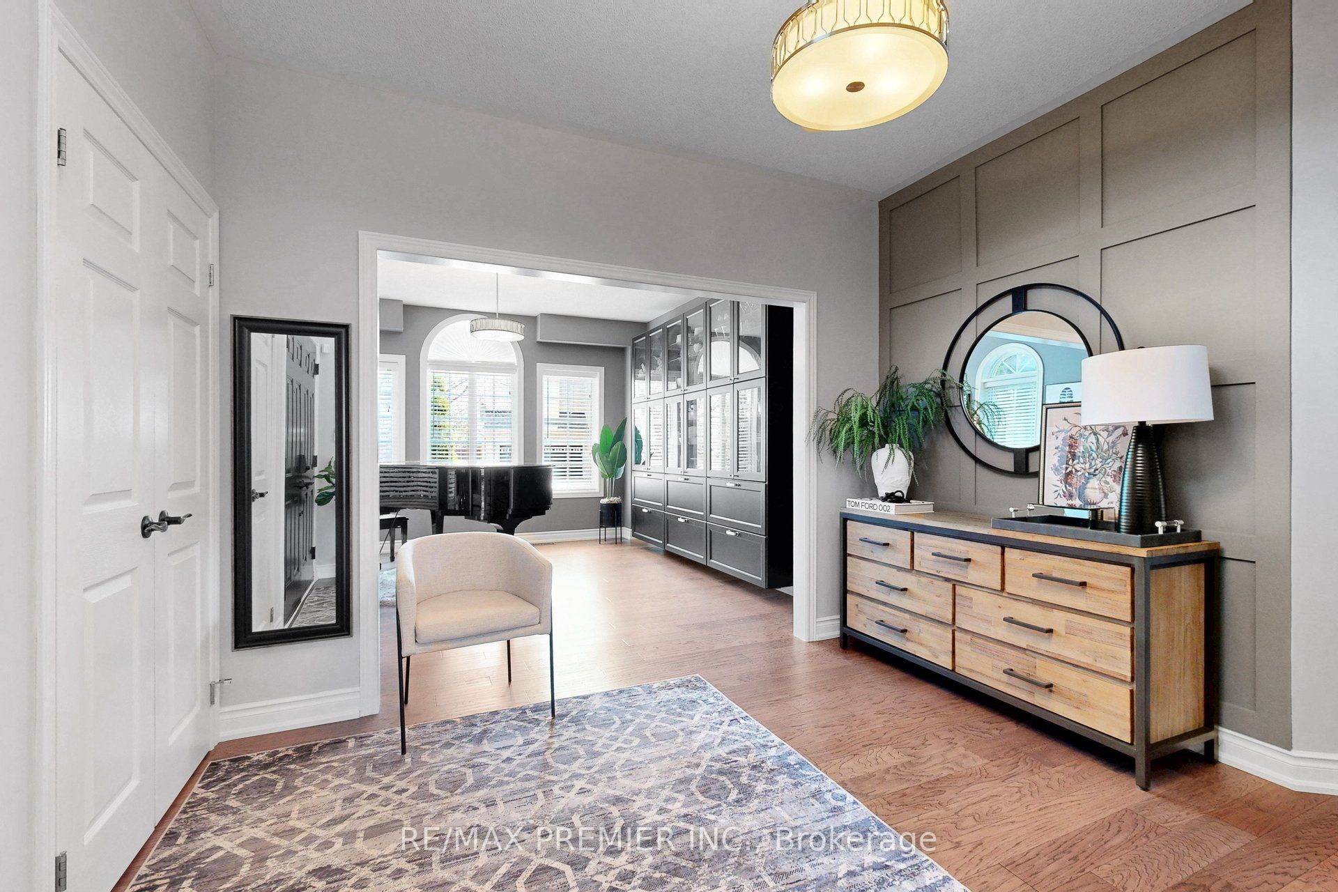 124 Kingsview Drive, Vaughan, ON L4H 3B4 photo 3