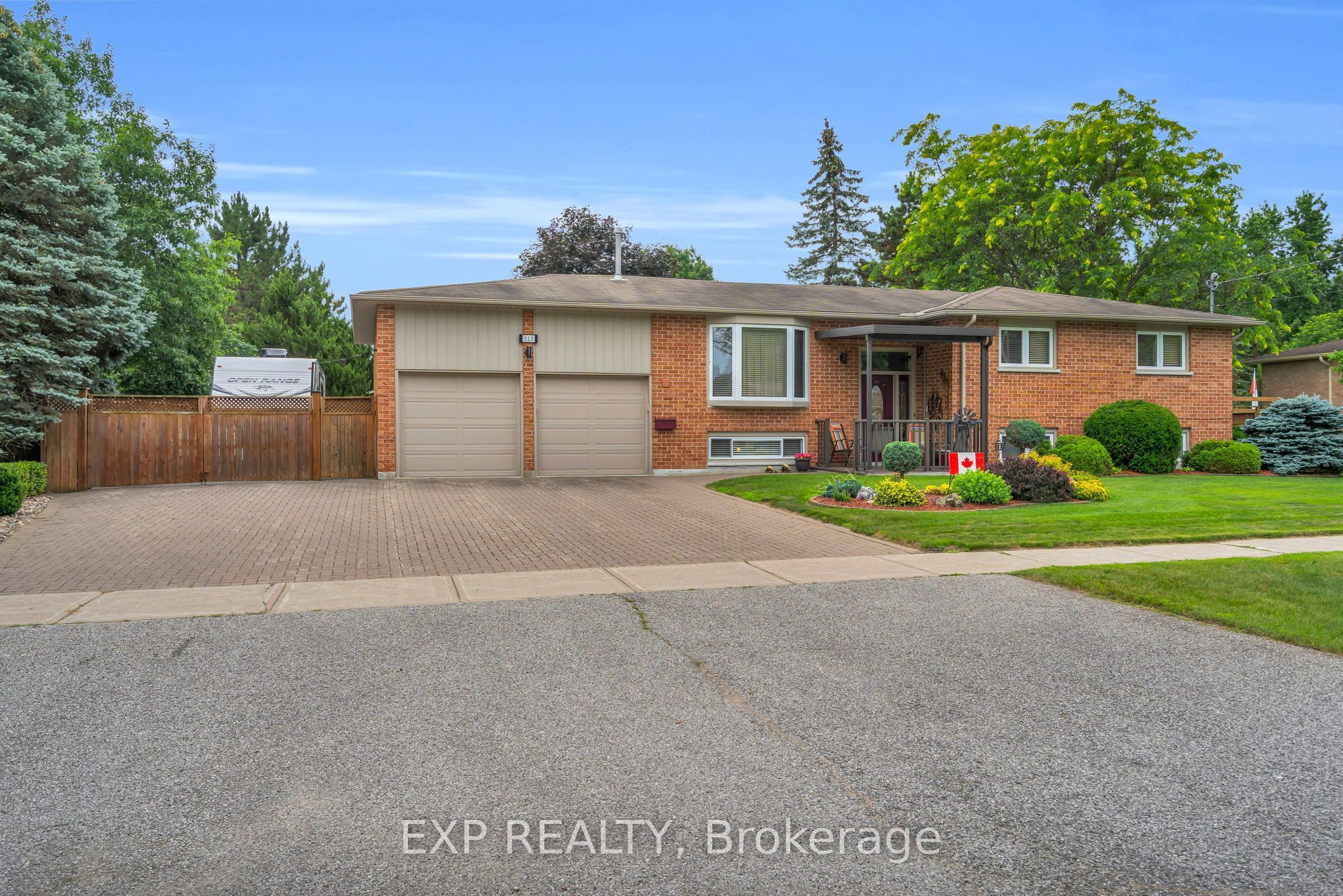 113 Oriole Drive, East Gwillimbury, ON L9N 1H1 photo 2
