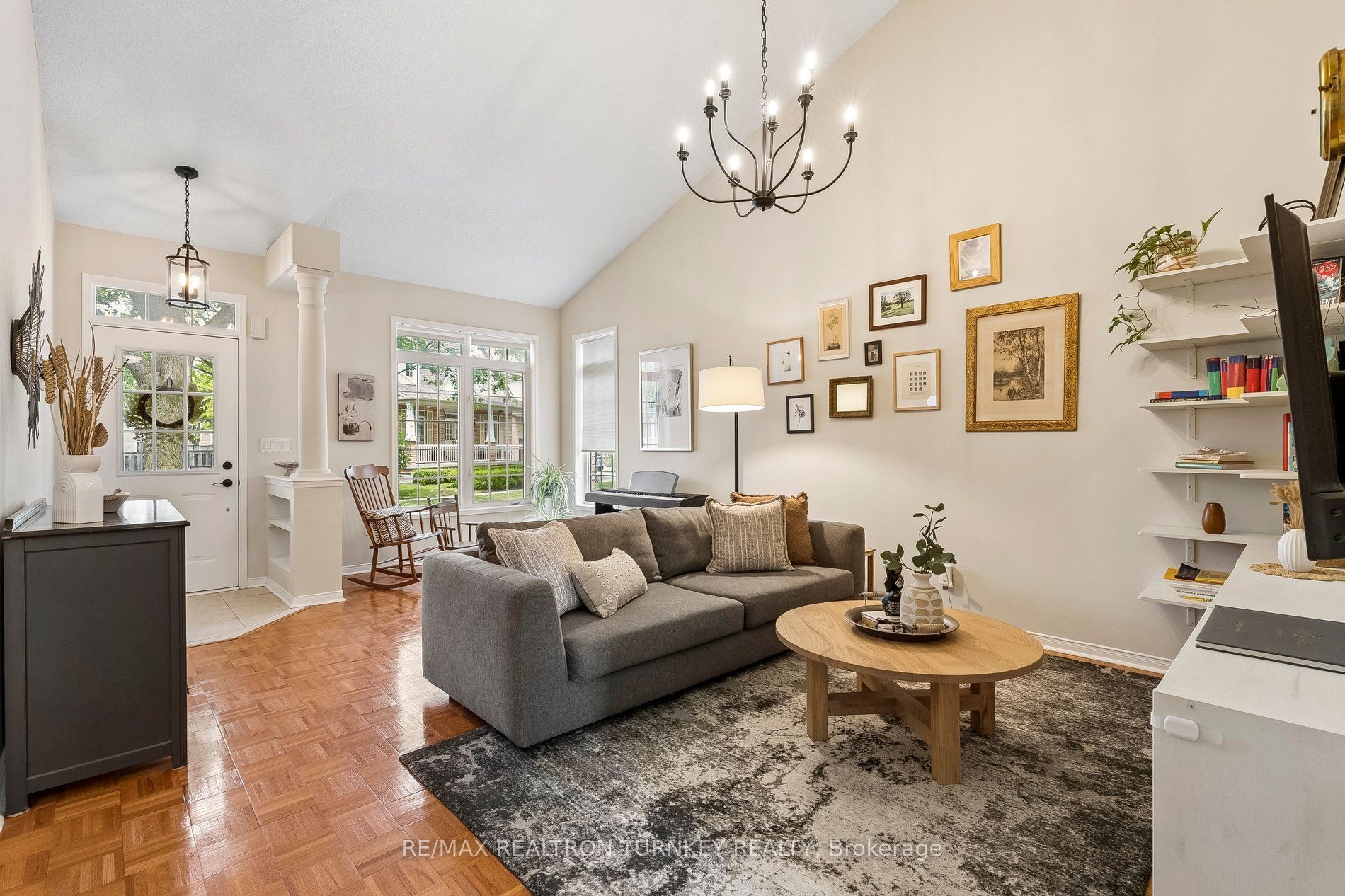 7 Thomas Bales Drive, Markham, ON L6C 2W7 photo 3