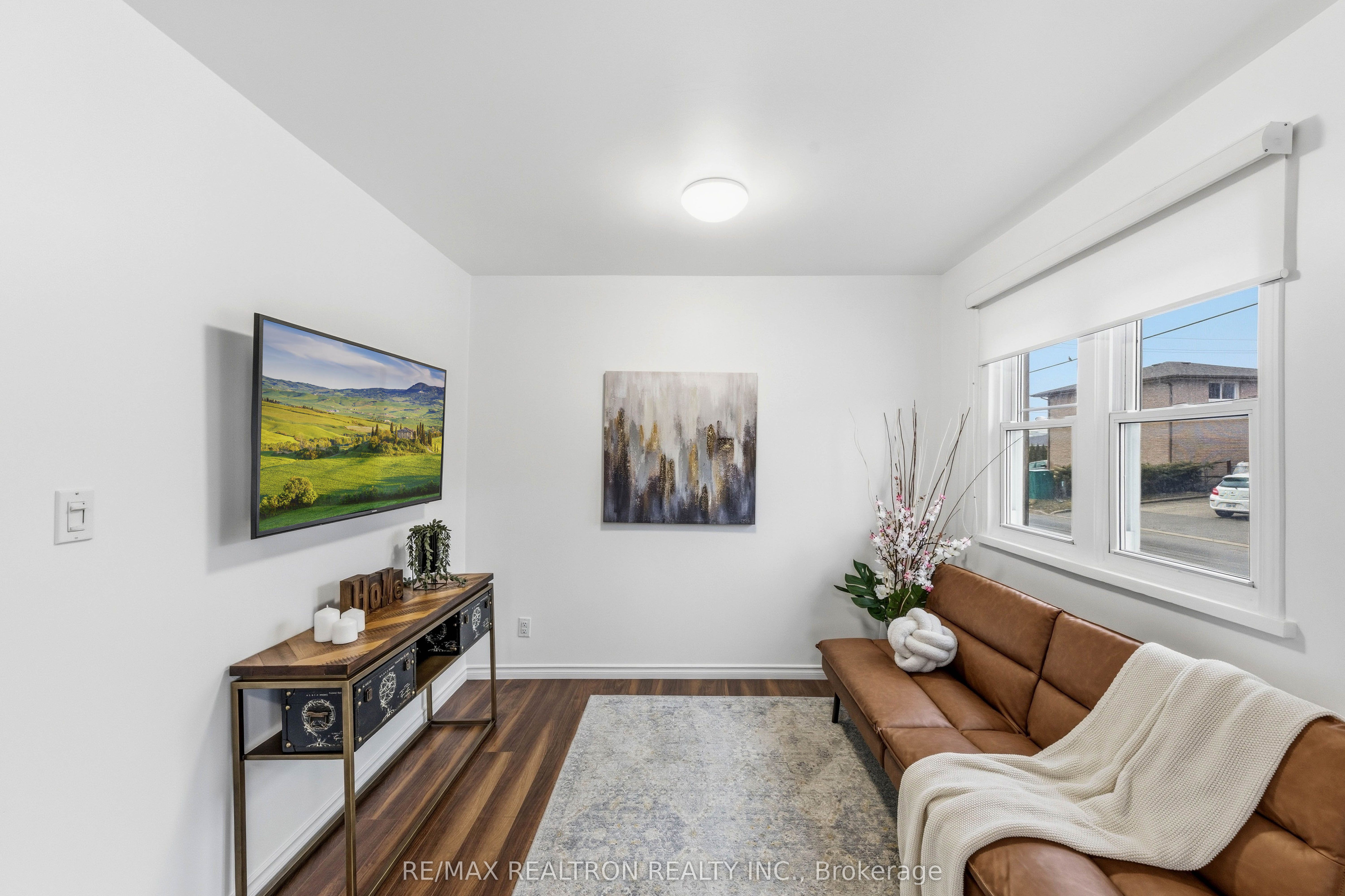 25 Bingham Street, Bradford West Gwillimbury, ON L3Z 1X1 photo 4