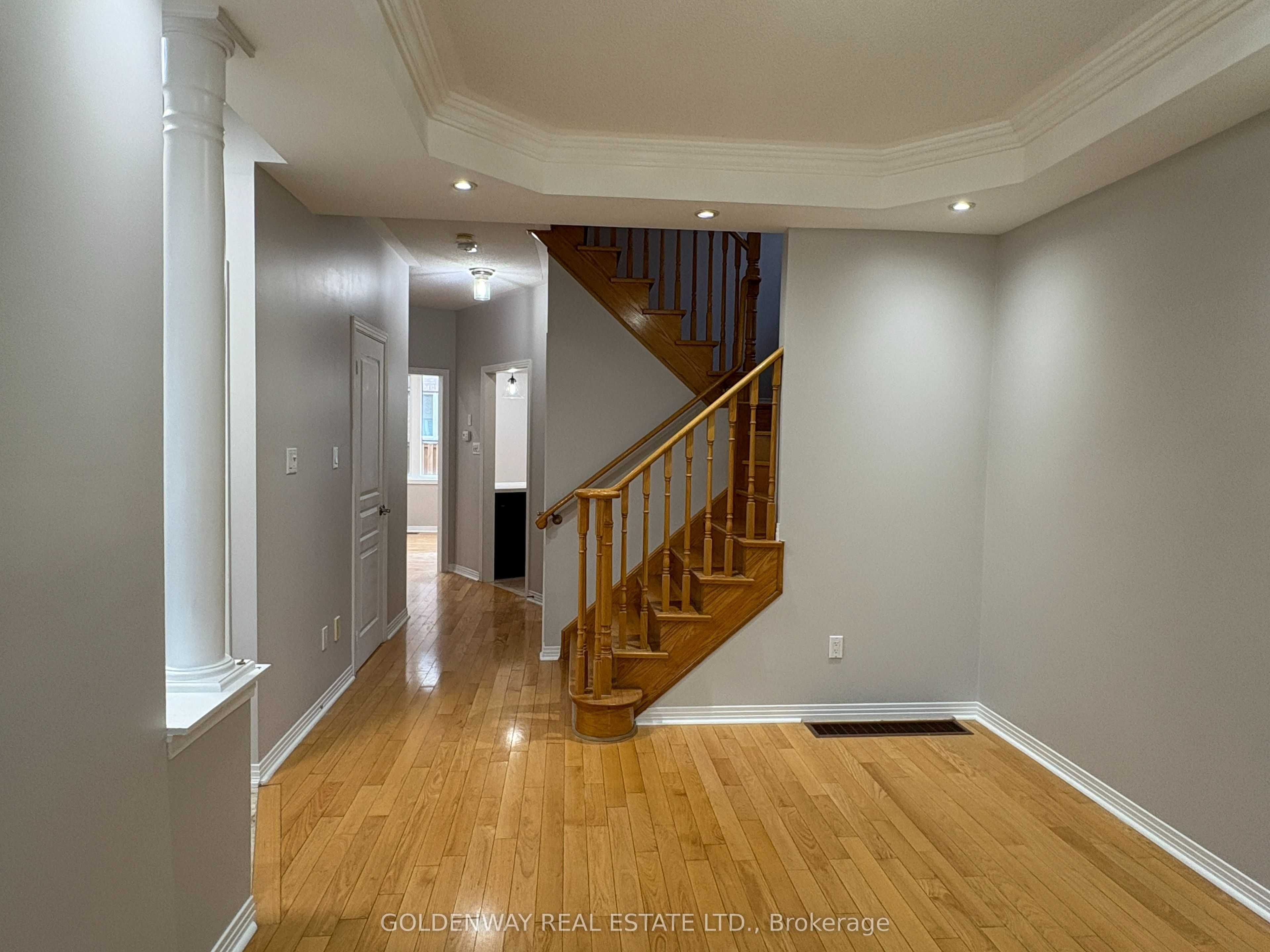 34 Whitford Road, Markham, ON L6C 2J2 photo 3
