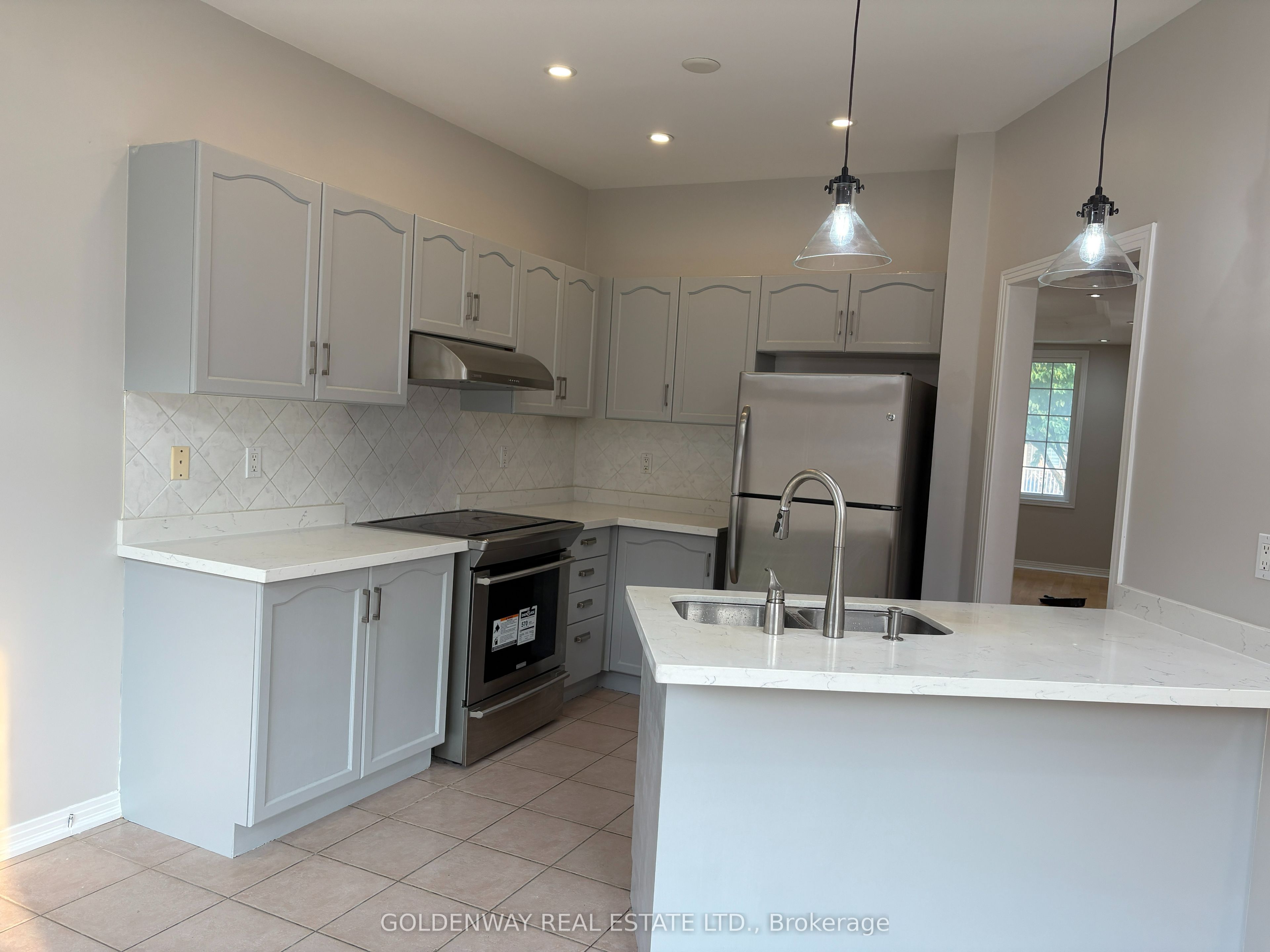 34 Whitford Road, Markham, ON L6C 2J2 photo 5