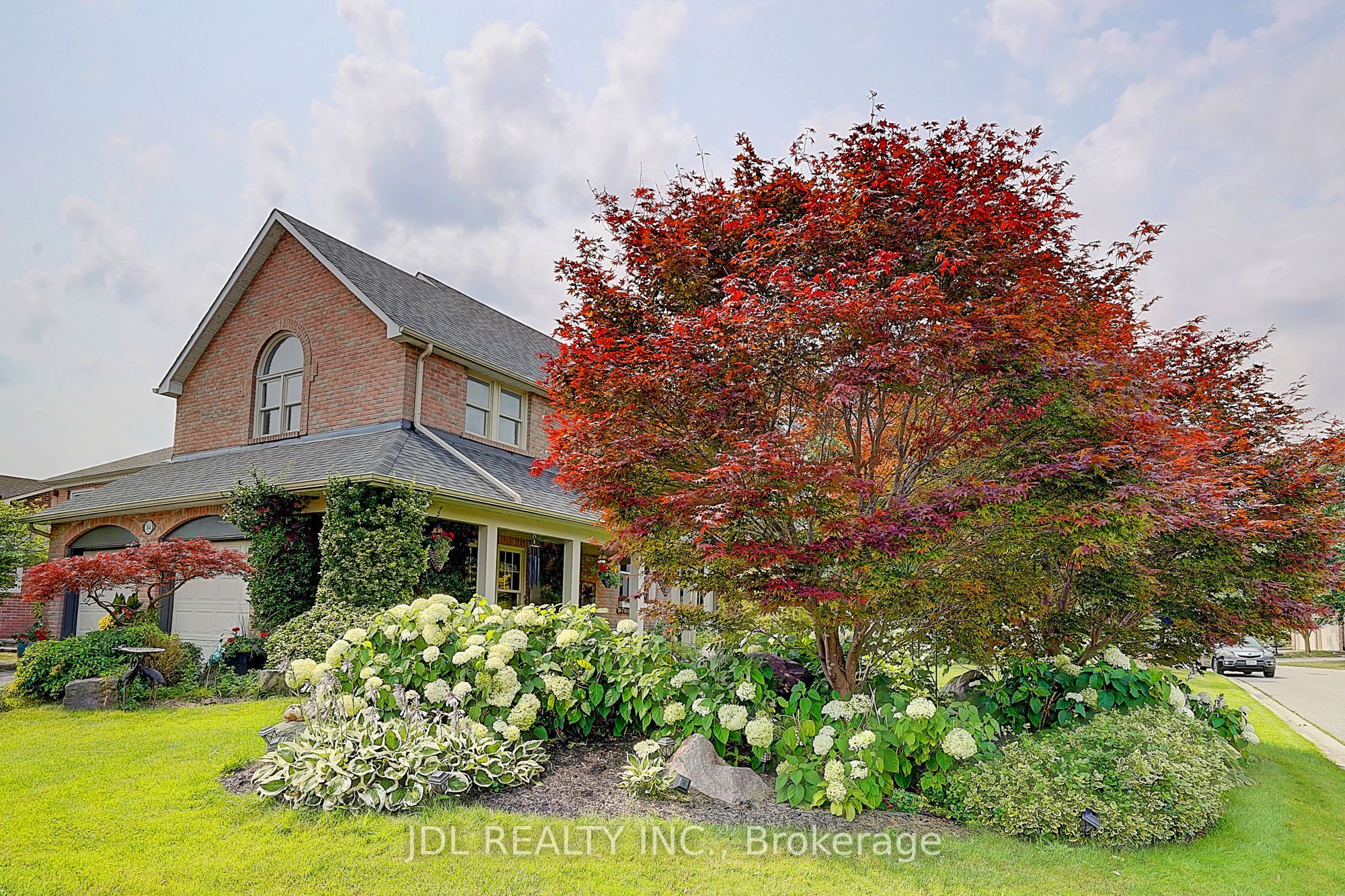84 Longwater Chase, Markham, ON L3R 4A8 photo 2