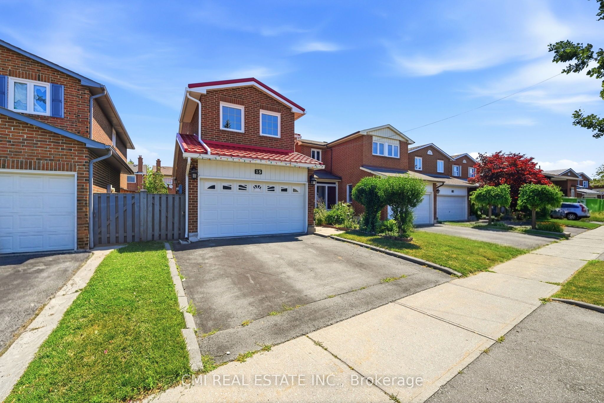 15 Cog Hill Drive, Vaughan, ON L4K 1M6 photo 2
