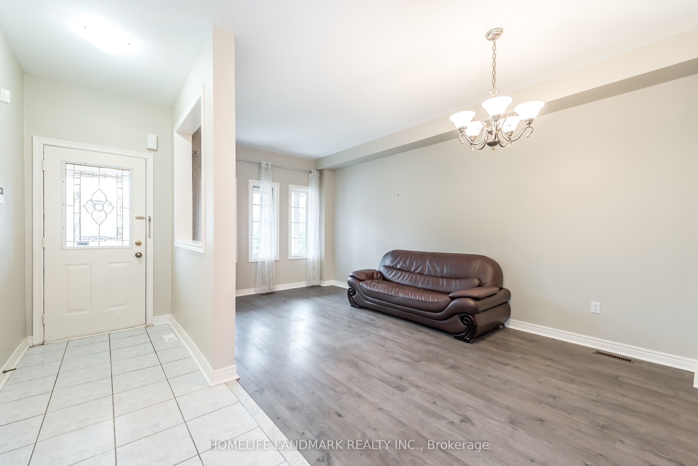 97 Annina Crescent, Markham, ON L3R 4S5 photo 2