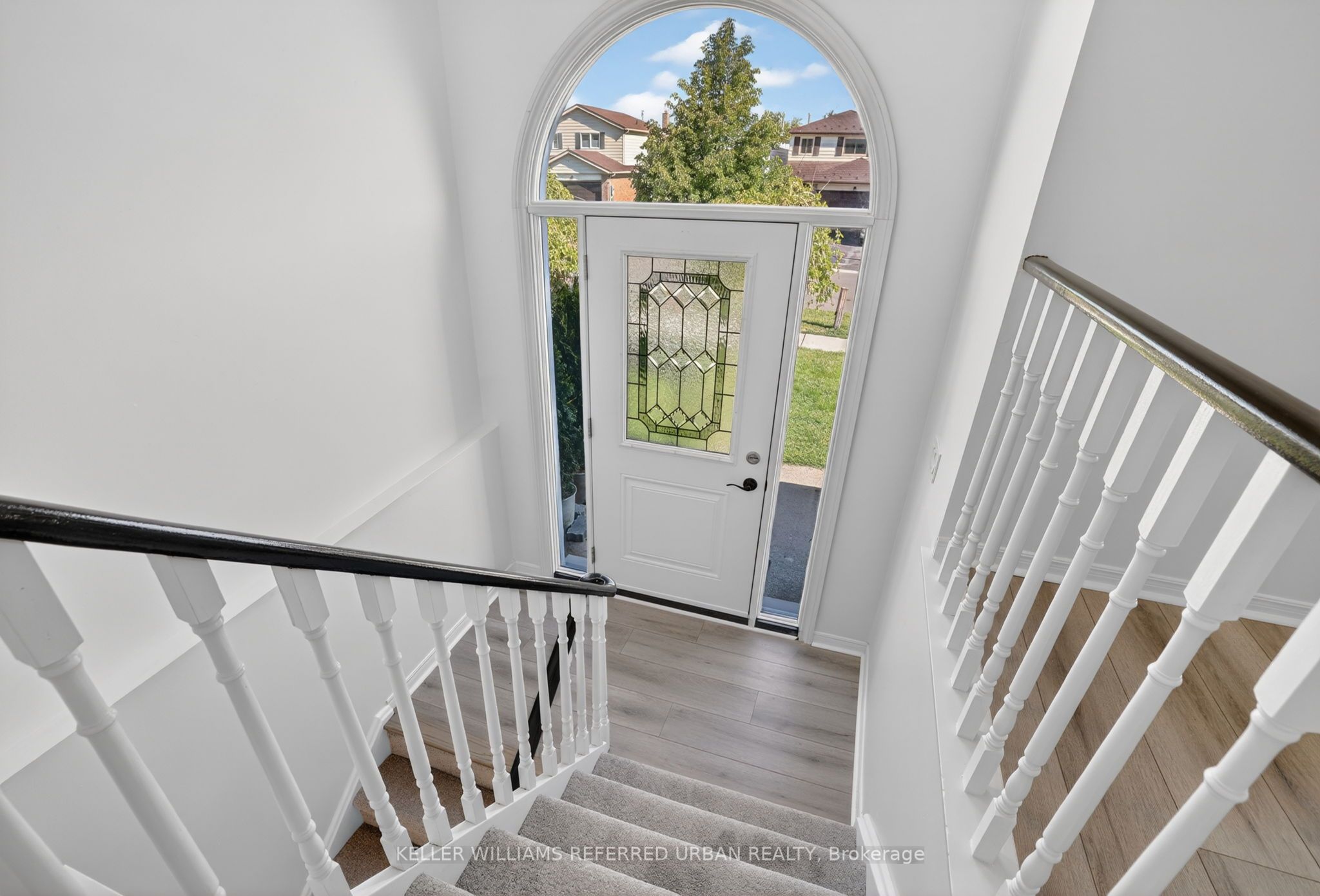 423 Britannia Avenue, Bradford West Gwillimbury, ON L3Z 2C8 photo 5