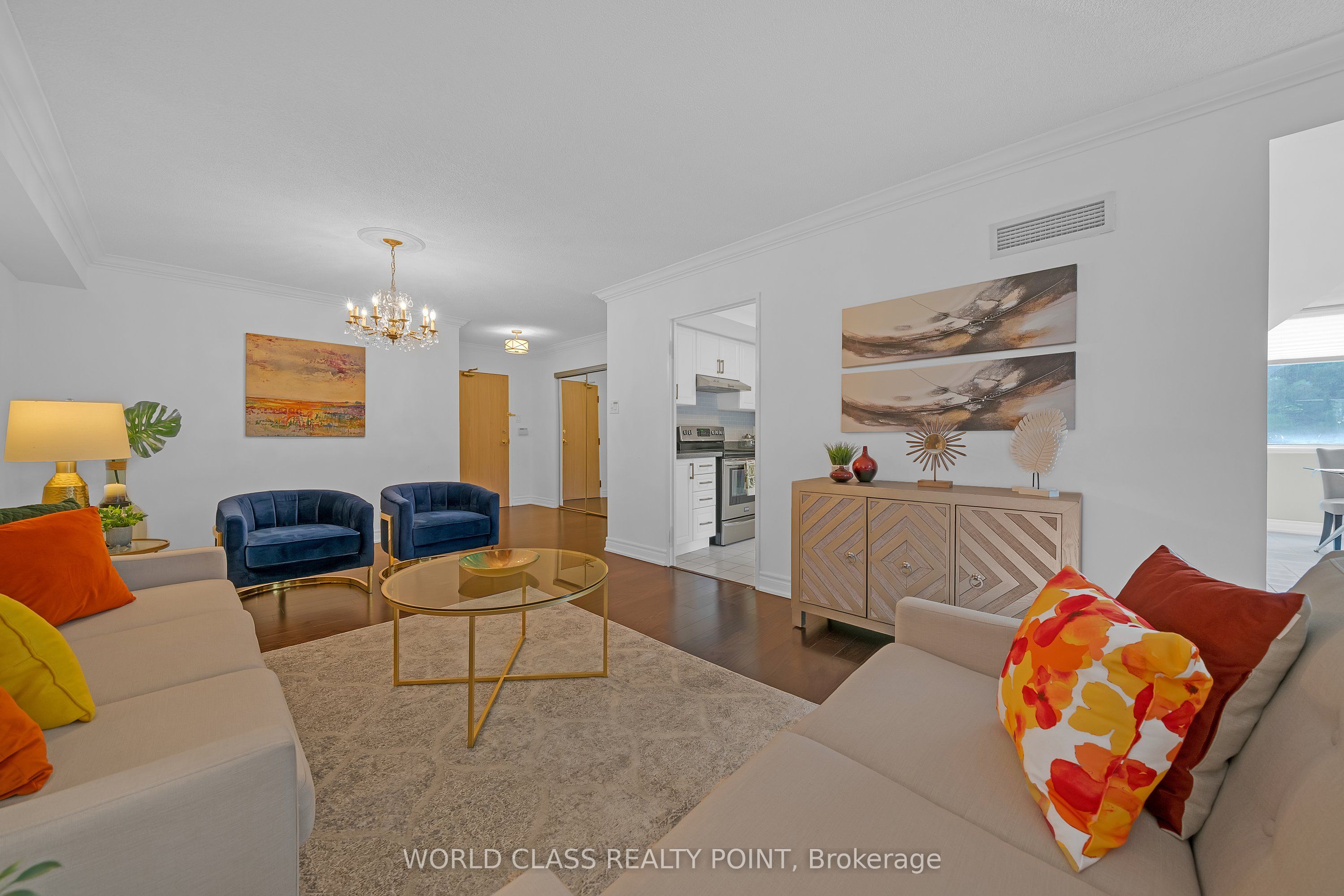 40 Harding Boulevard 201, Richmond Hill, ON L4C 9S5 photo 3