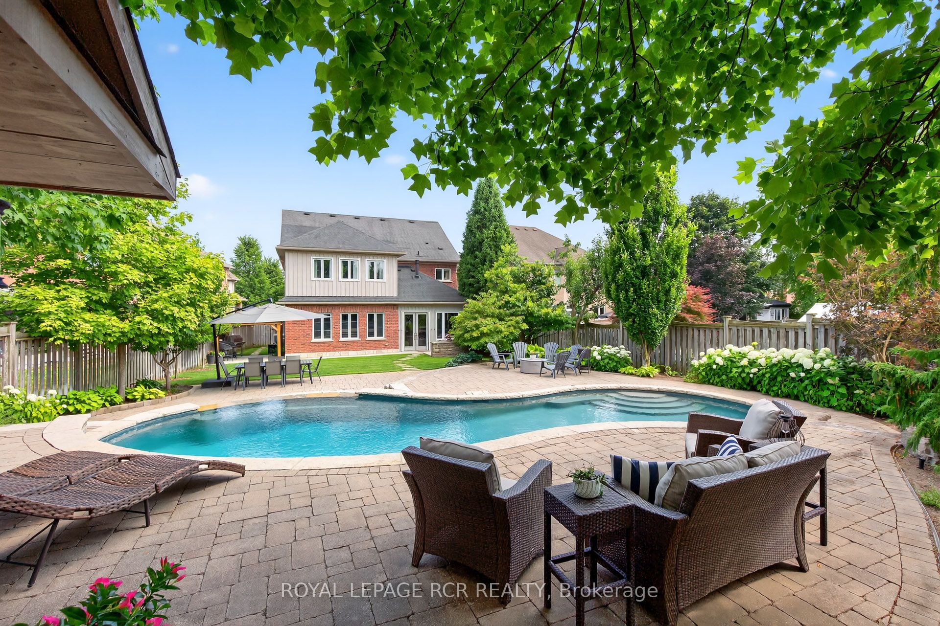 63 Campbell Drive, Uxbridge, ON L9P 0B3