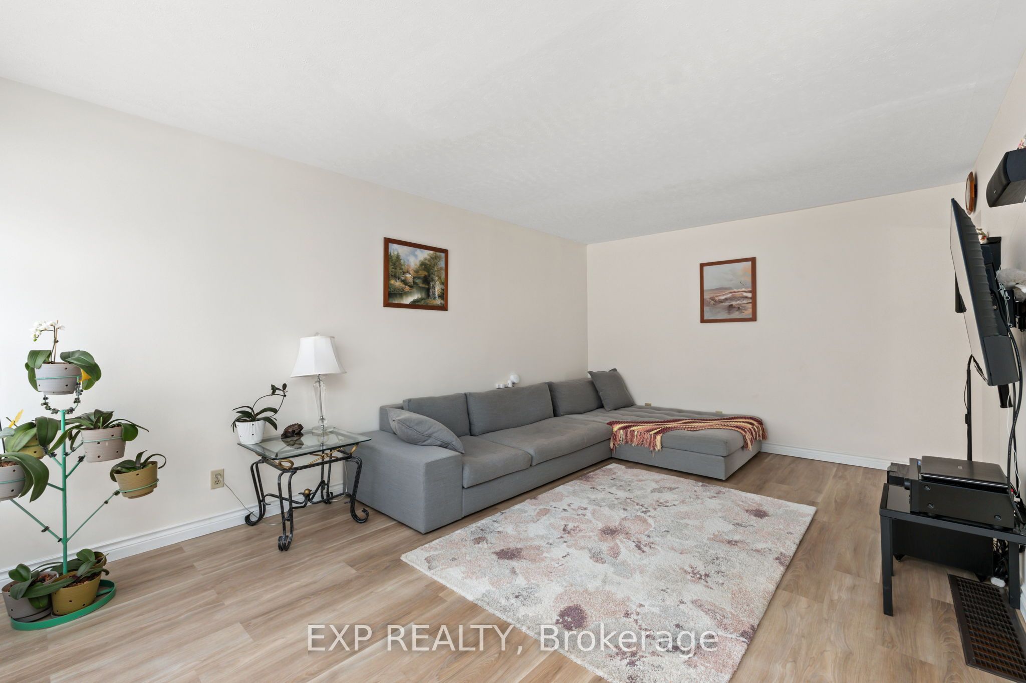 30 Harrison Avenue, Aurora, ON L4G 1E1 photo 5