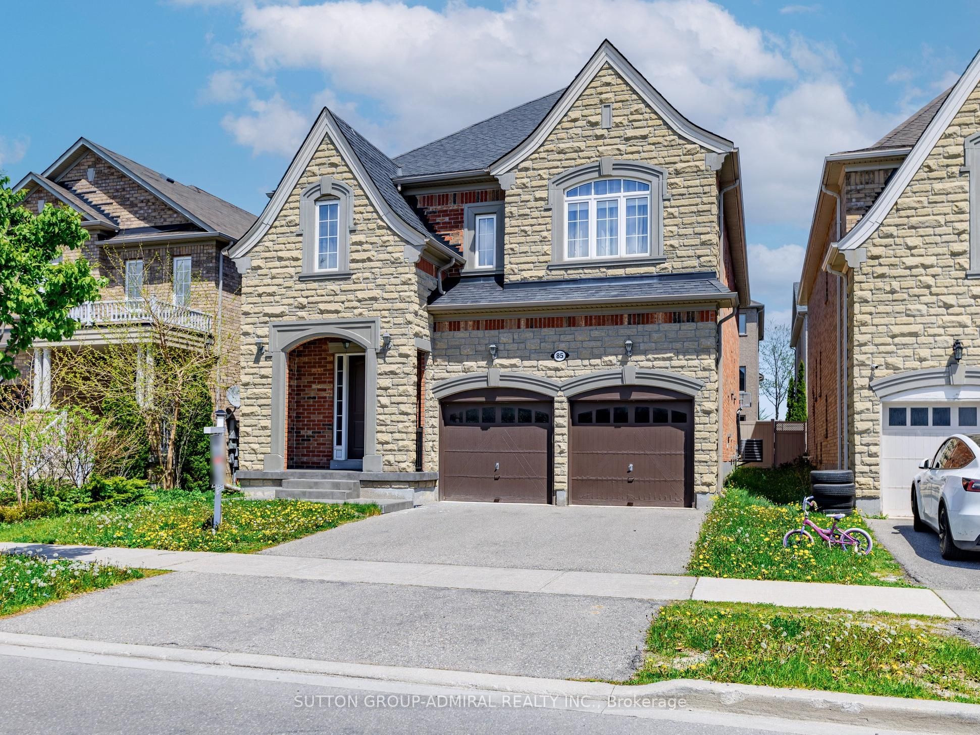 85 Coral Acres Drive, Vaughan, ON L6A 4K8 photo 2